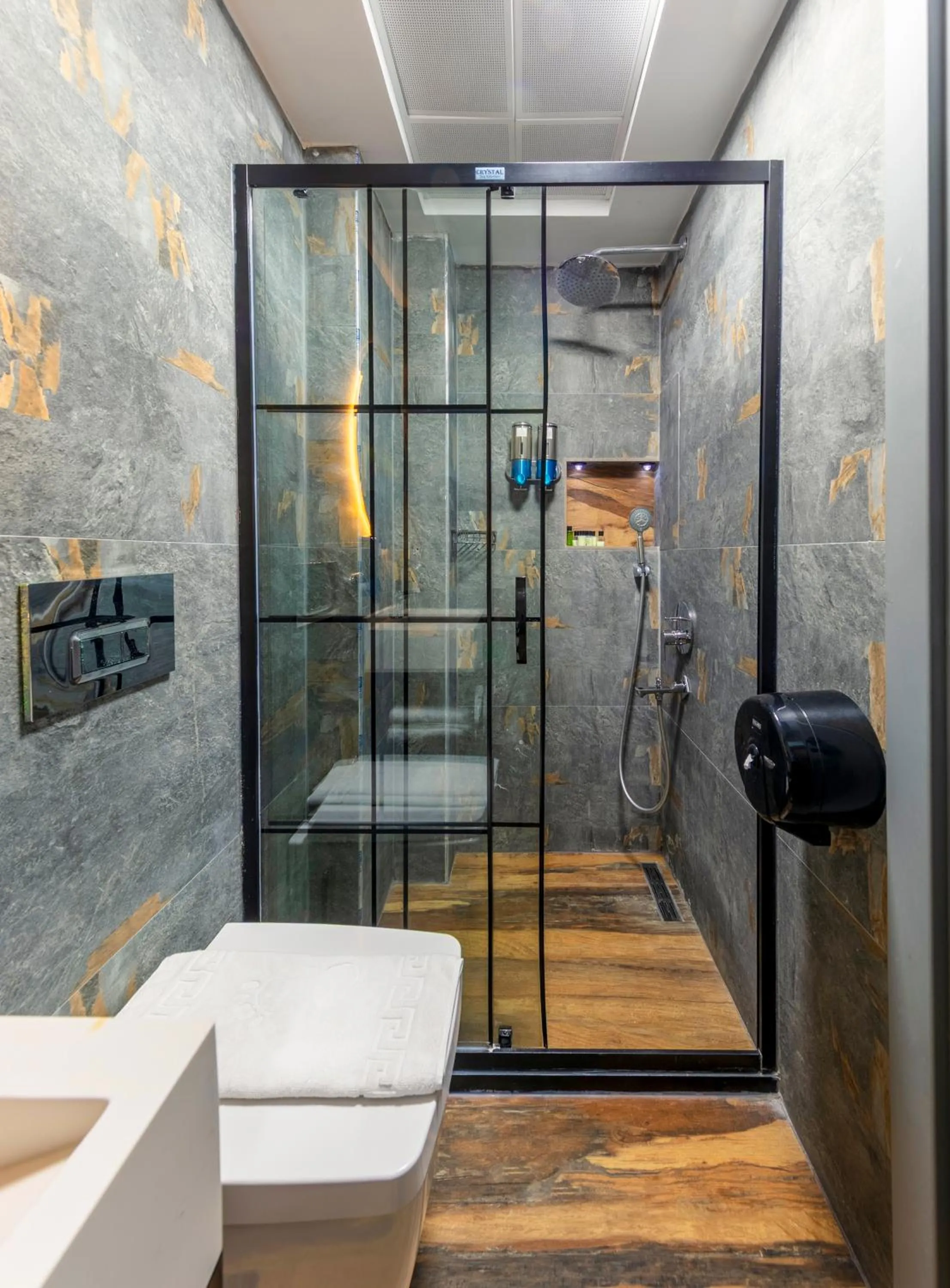 Shower in The Private Airport Hotel
