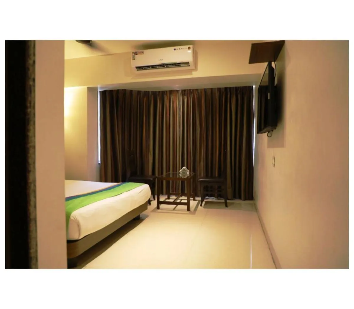 Bed in Hotel Silver Paradise