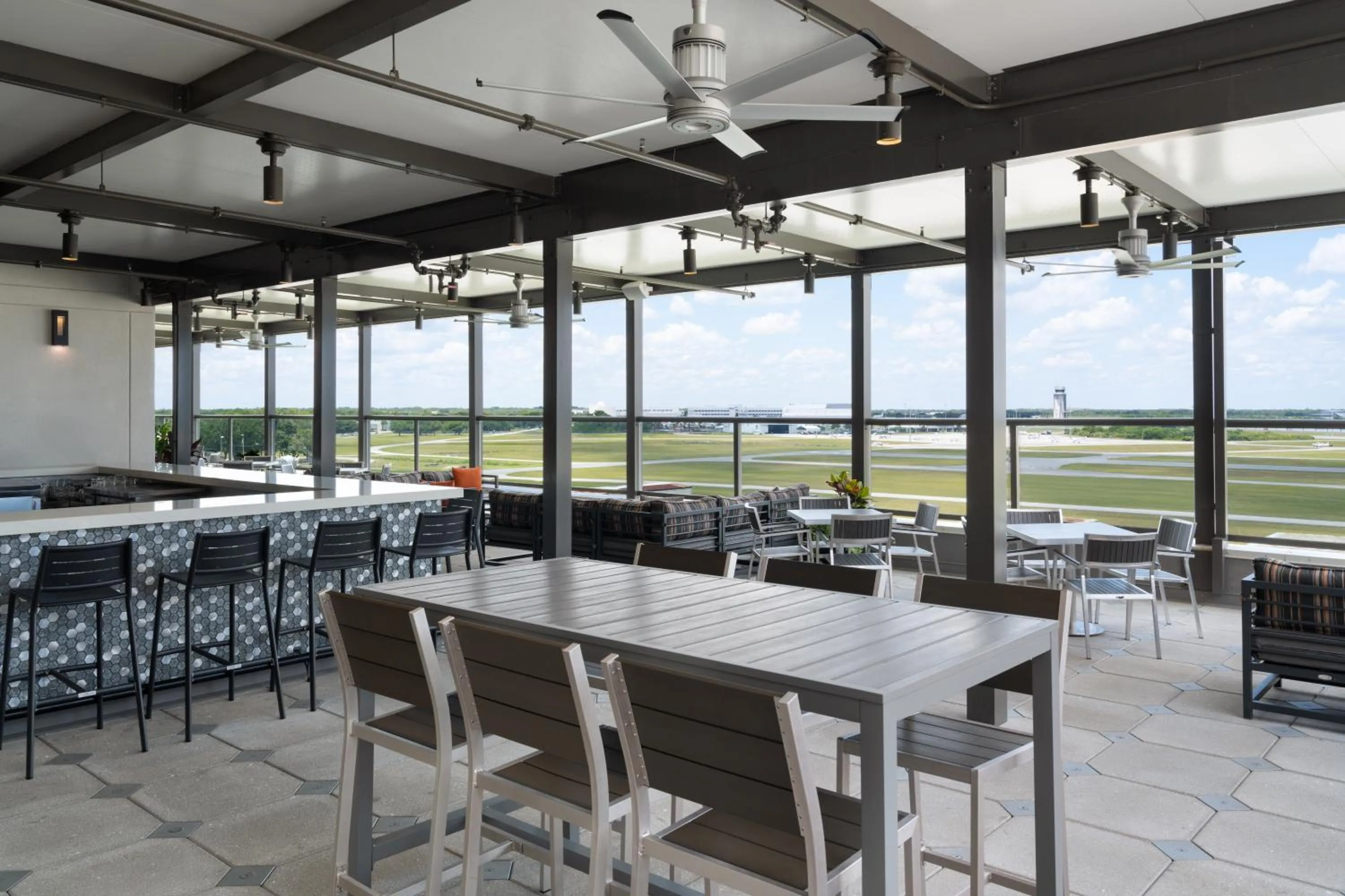 Restaurant/places to eat in Hyatt Place Melbourne Airport, Fl