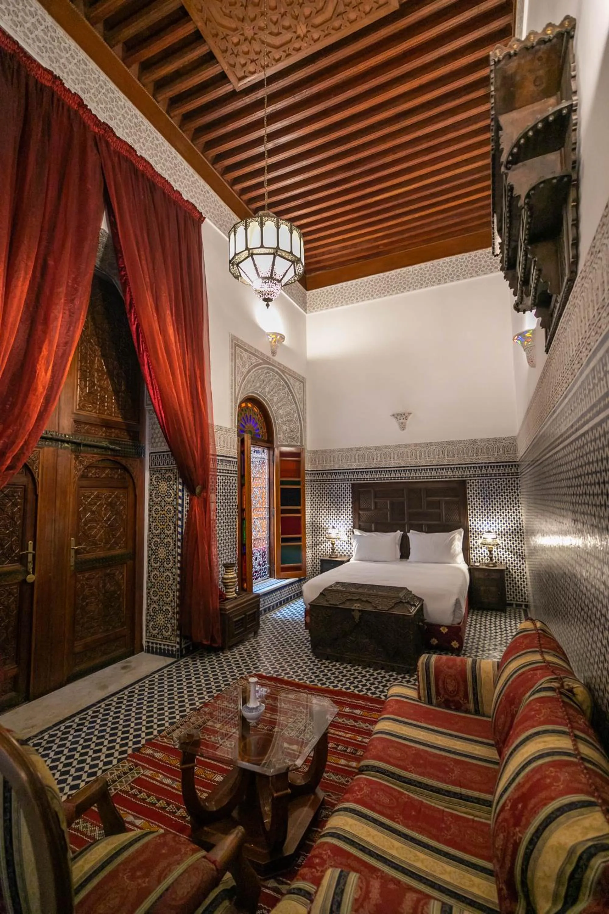 Seating area, Bed in Riad La Perle De La Médina