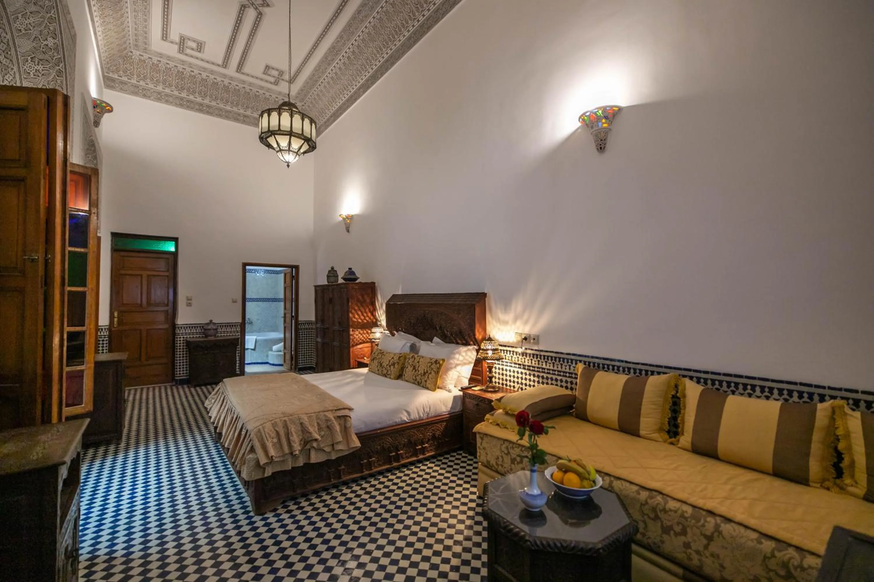 Bed in Riad La Perle De La Médina