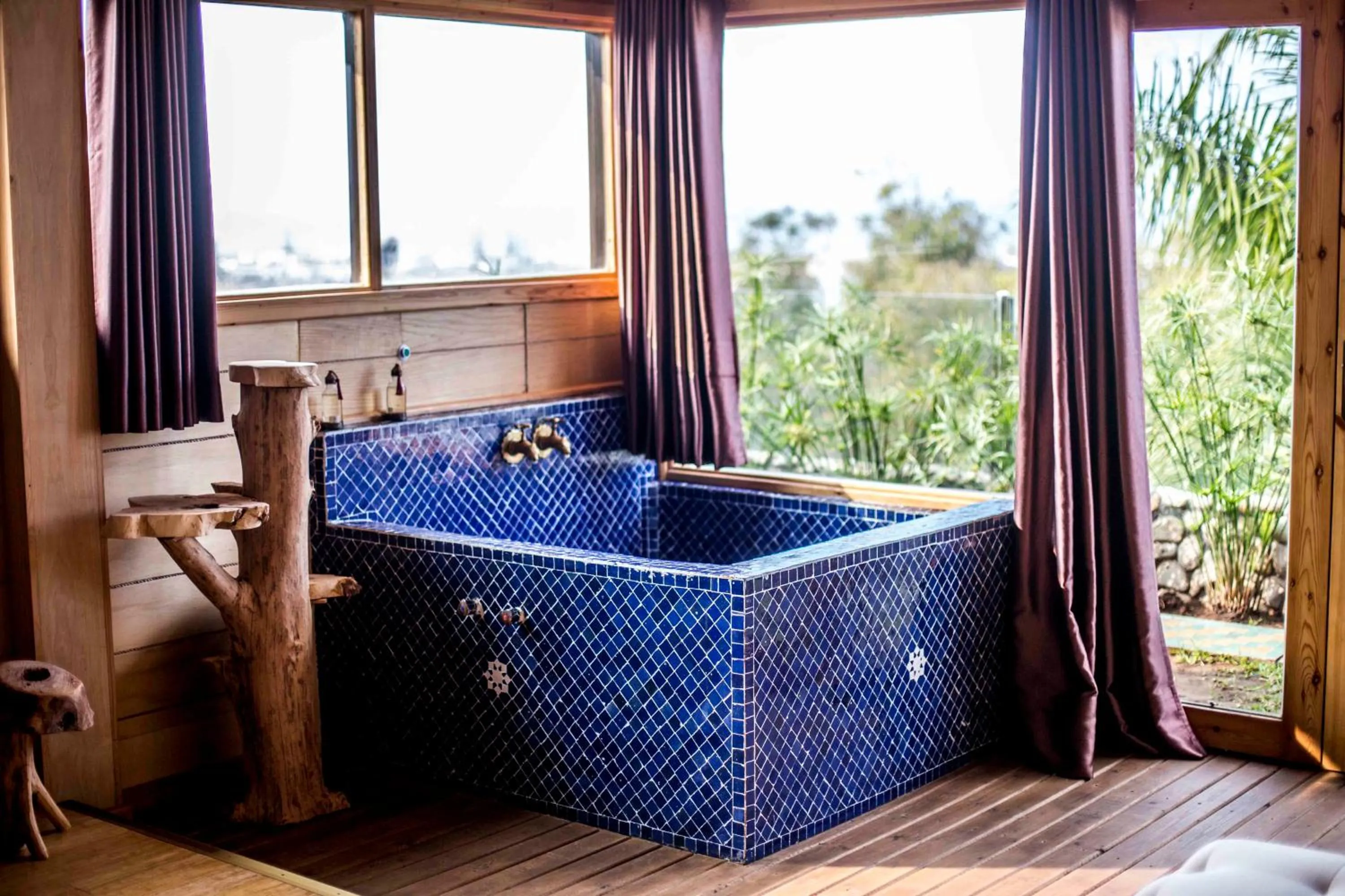 Bath in Chateau Eden El Rouh & Spa