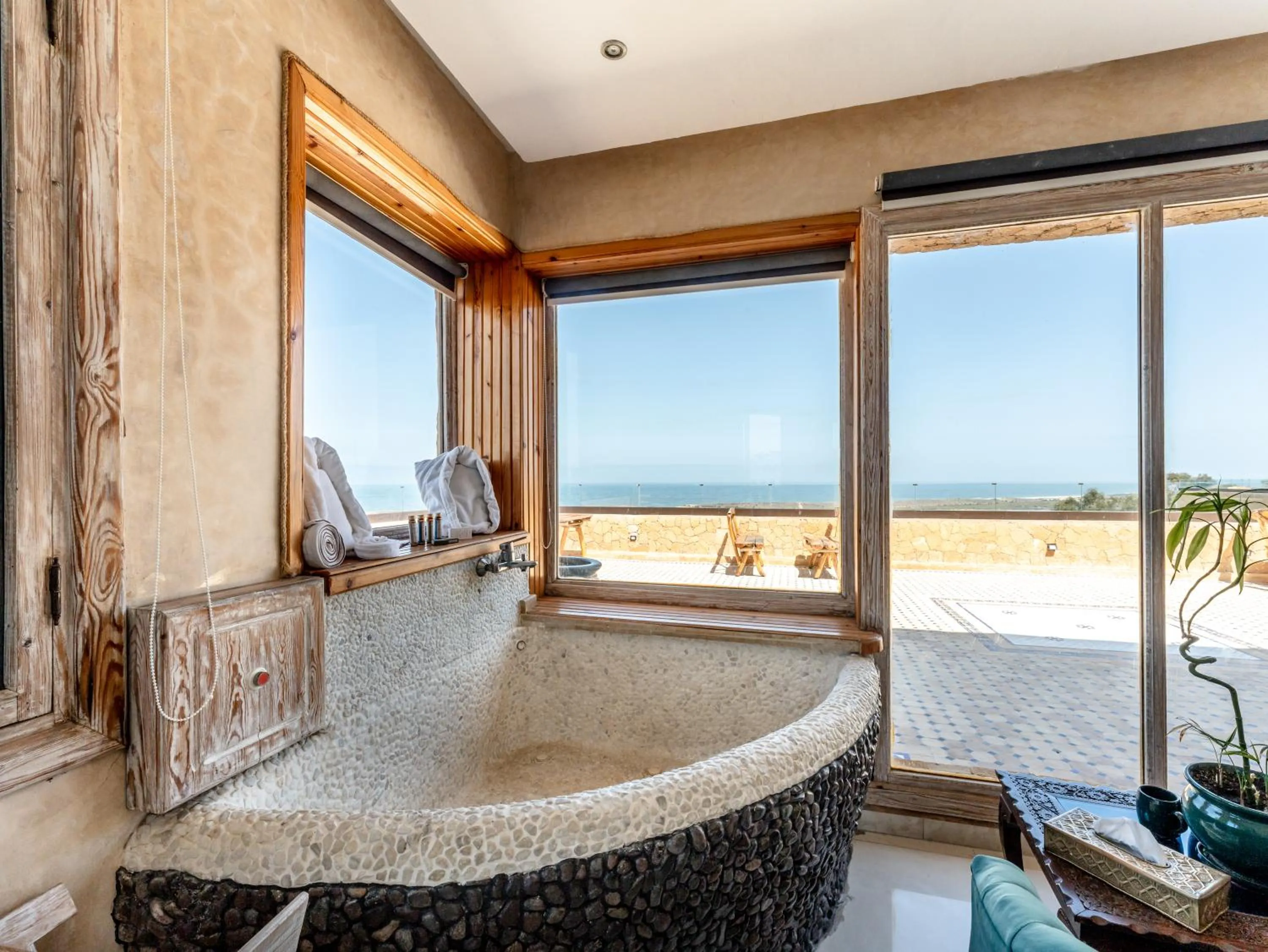 Bath in Chateau Eden El Rouh & Spa