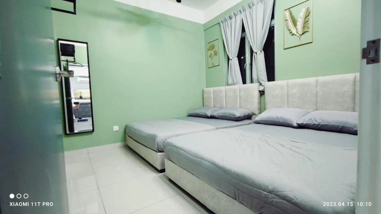 Bed in kakao homestay ipoh town 2parking 3room 10pax wifi