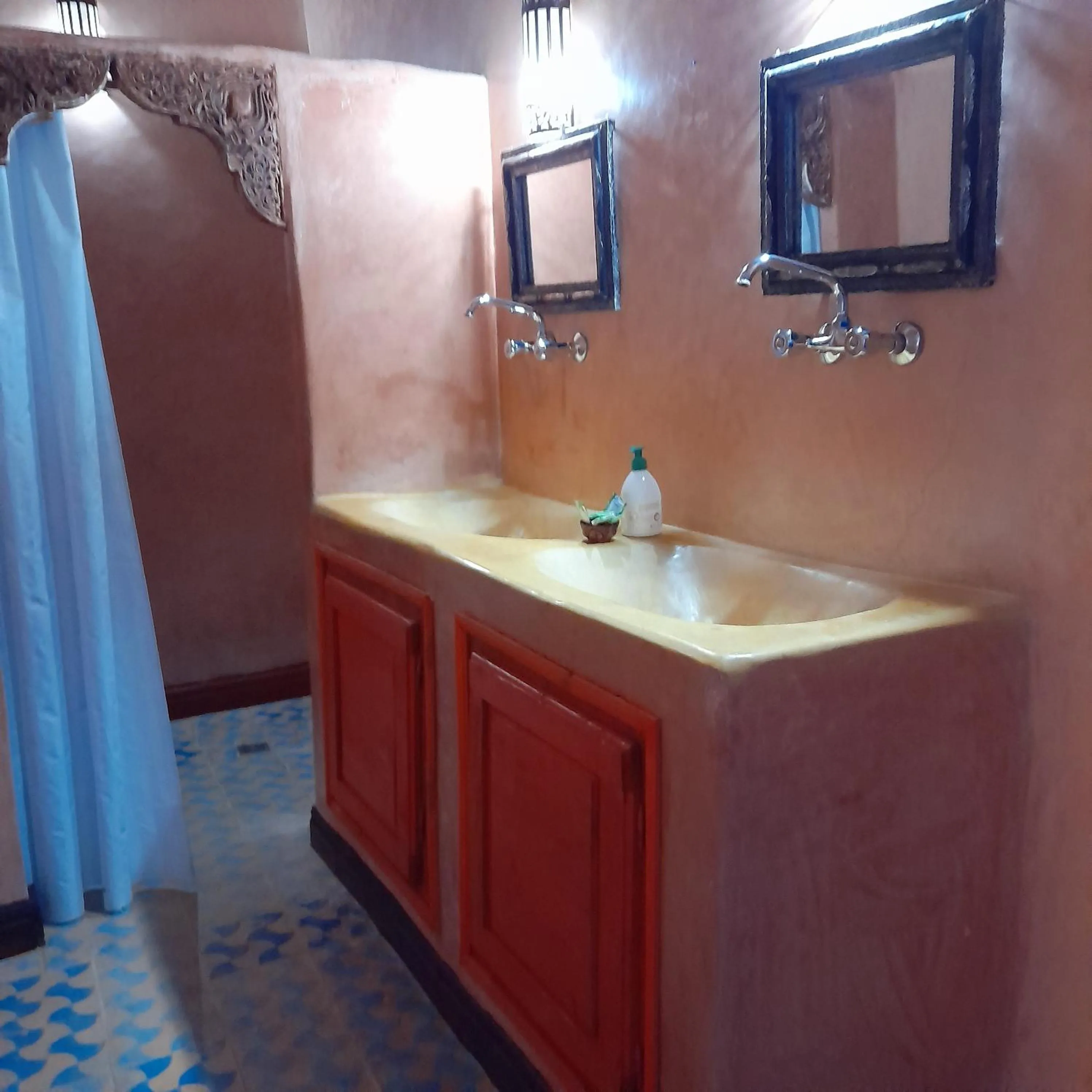 Bathroom in Dar Timitar