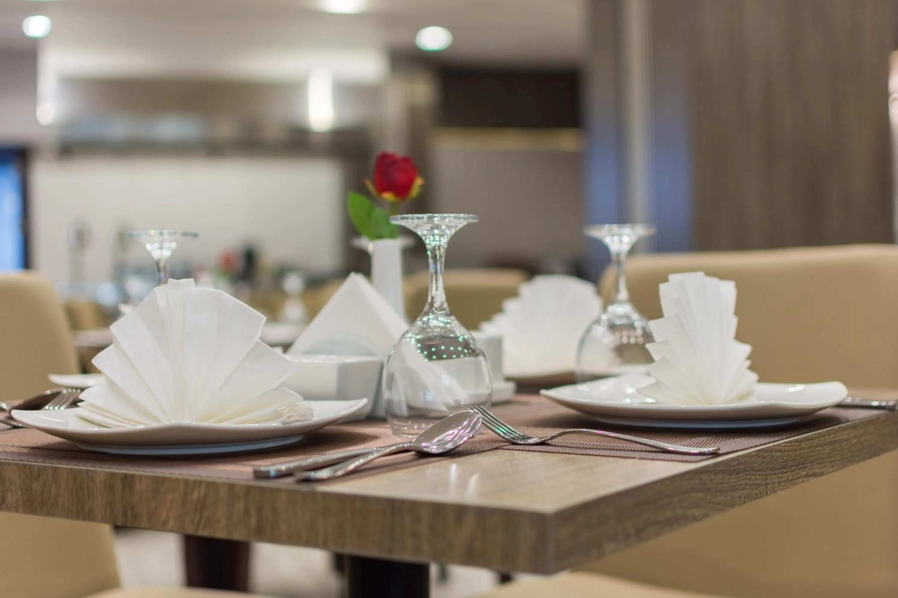 Restaurant/places to eat in Enala Hotel - Al Khobar