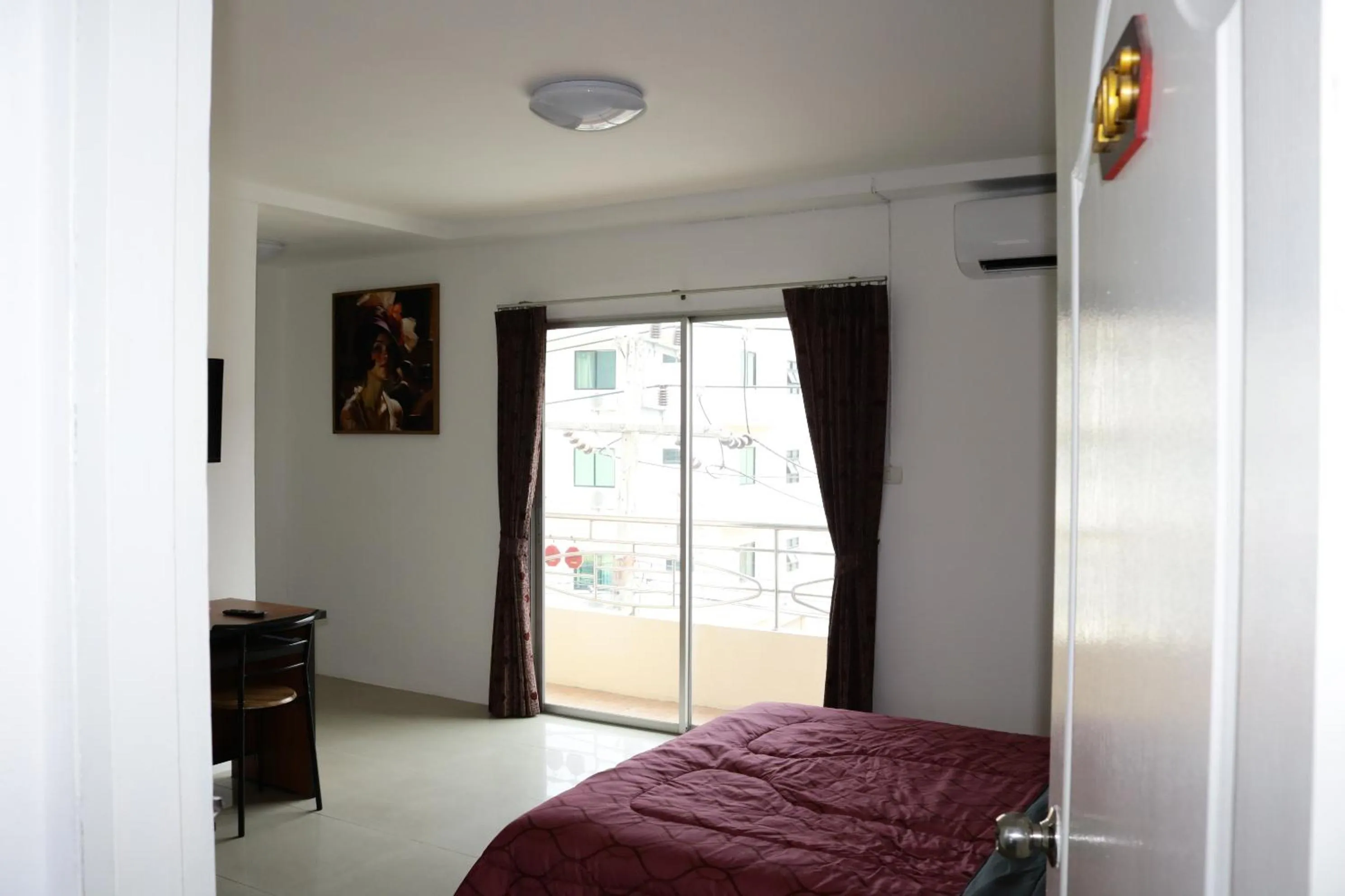 Photo of the whole room in Cafe Nana Hotel