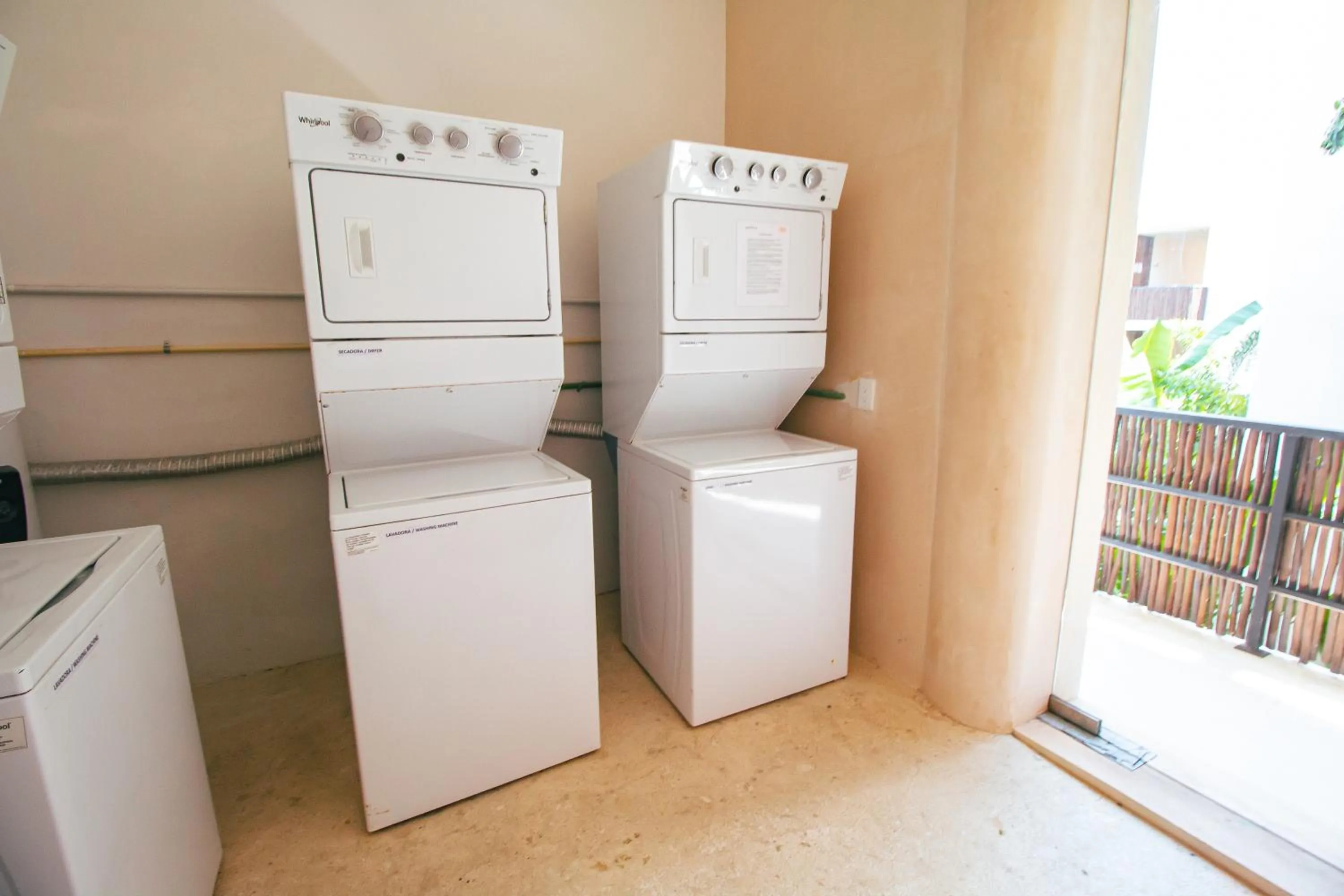 laundry in Ophelia Experience