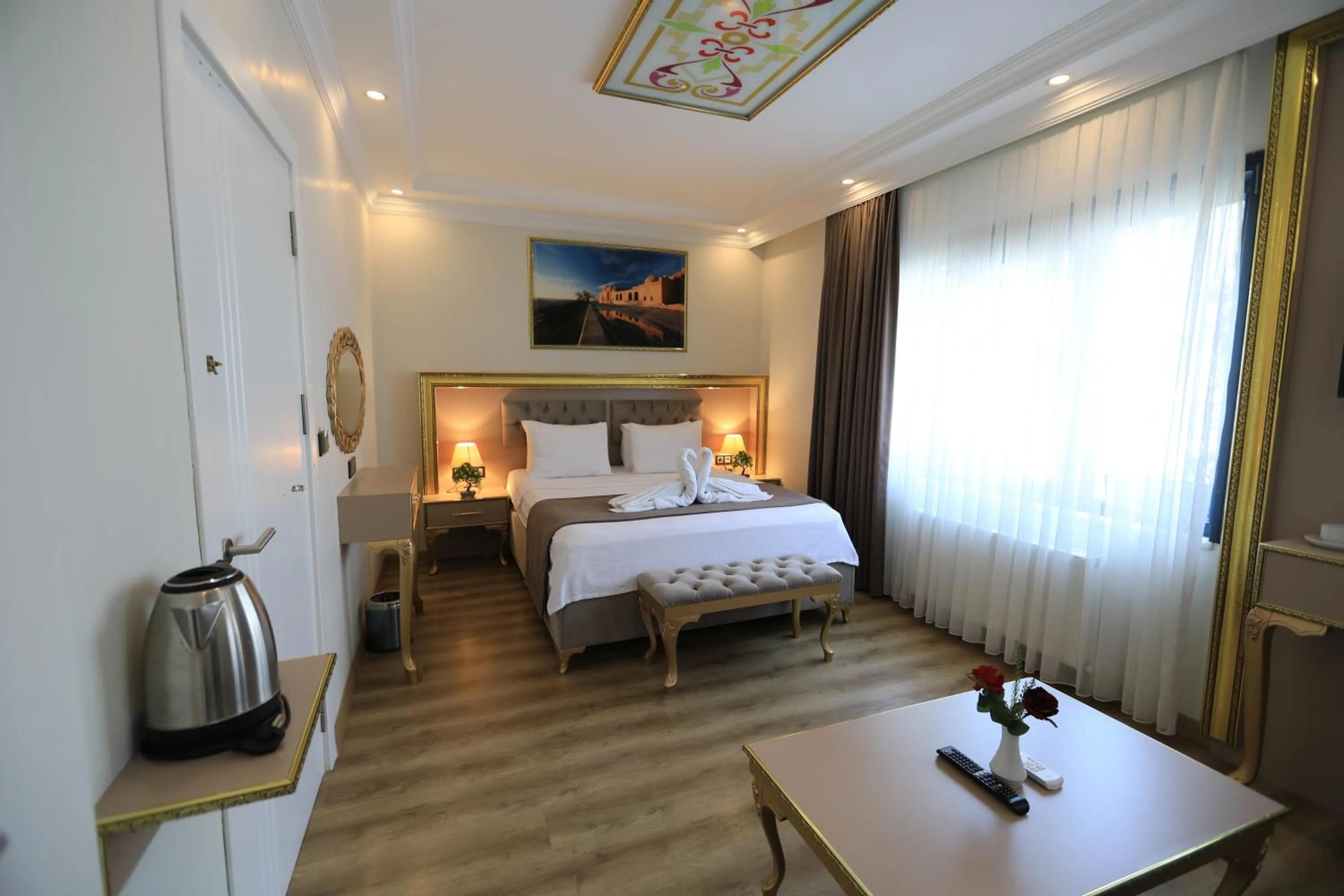 Bedroom, Bed in Blue Zerzevan Konak Hotel