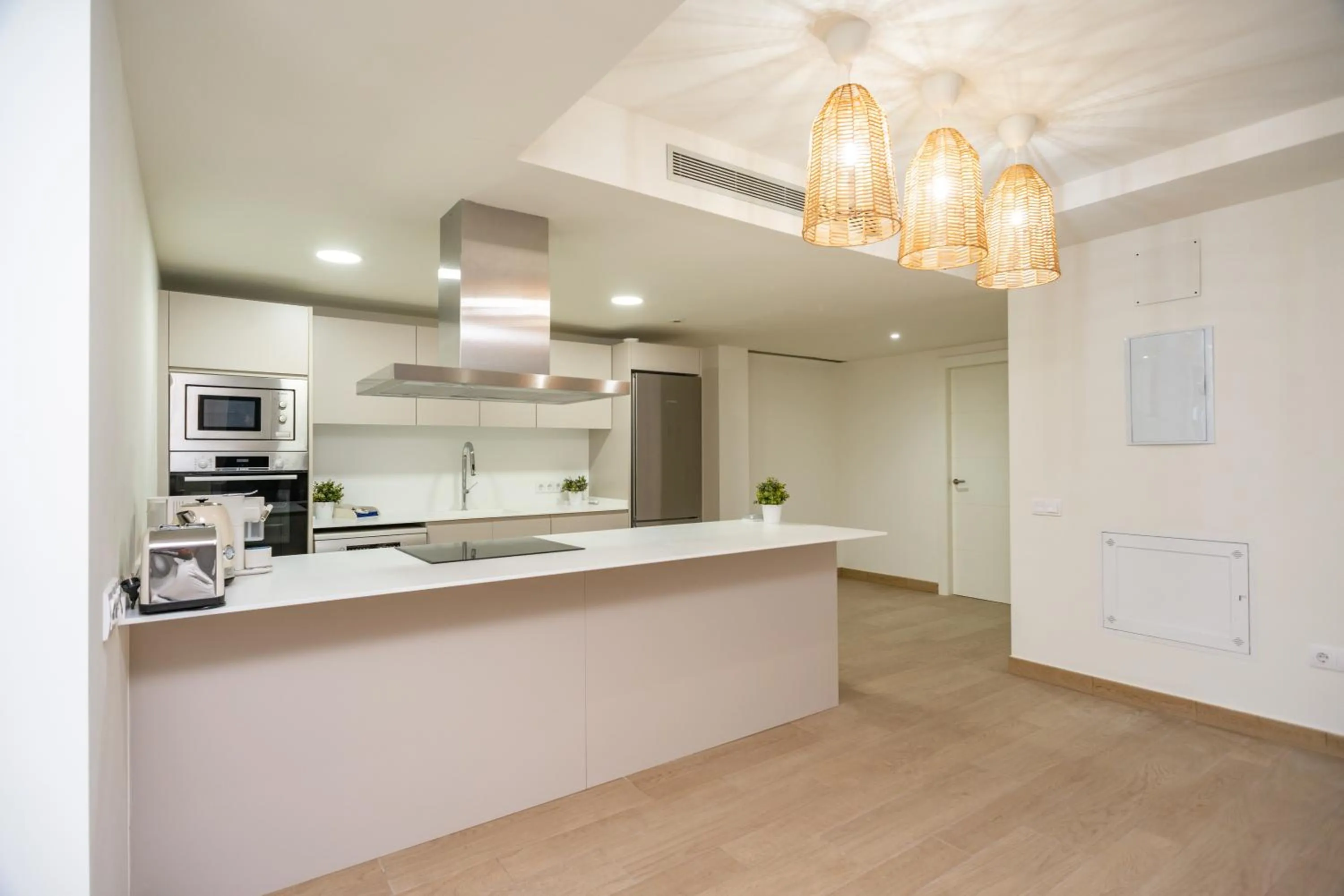 Kitchen or kitchenette in Gran piso en Puerto deportivo Marina Palamós IDEAL FAMILIAS