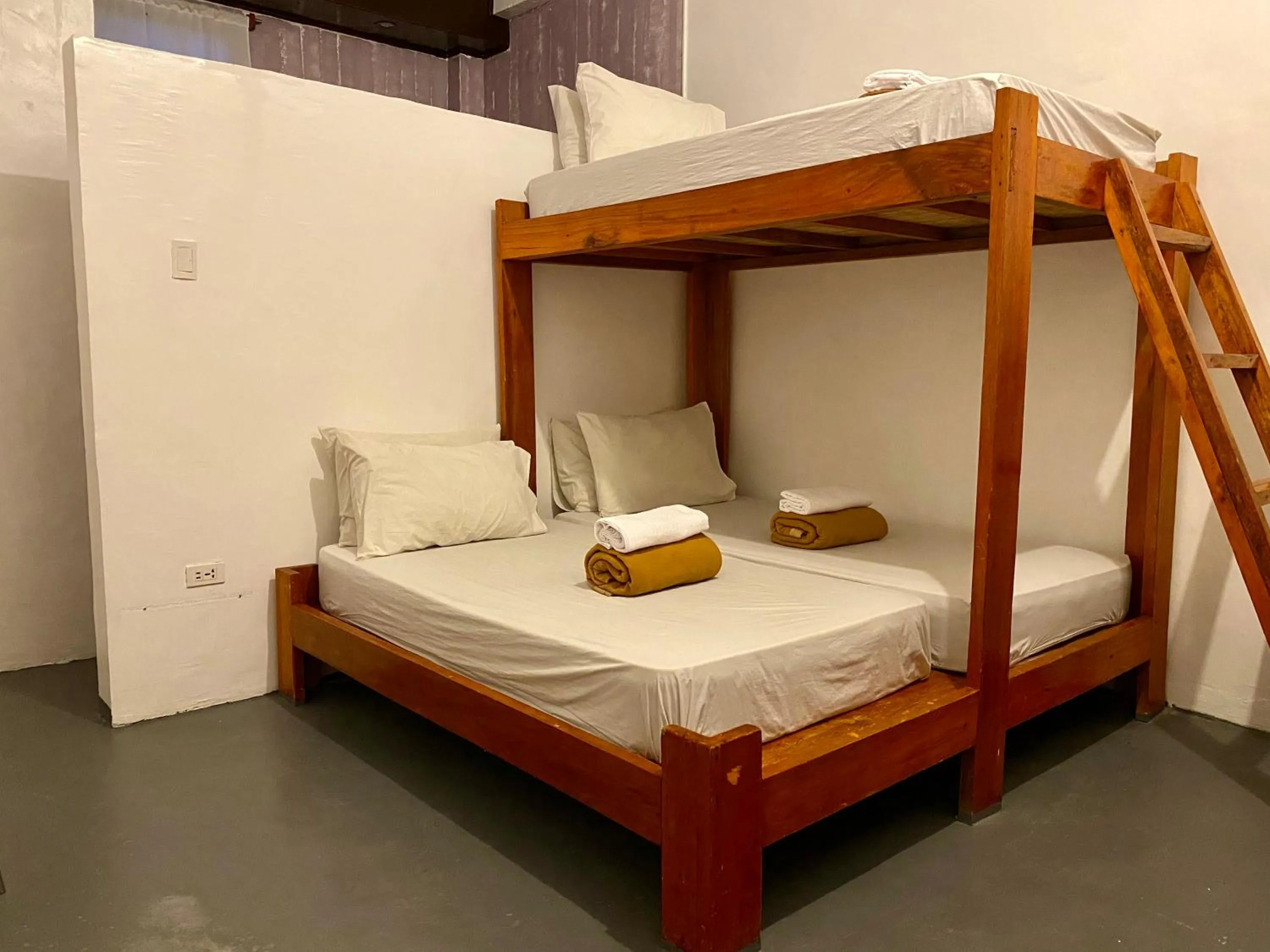 Bed in Lexias Hostel and Workspace - Siargao