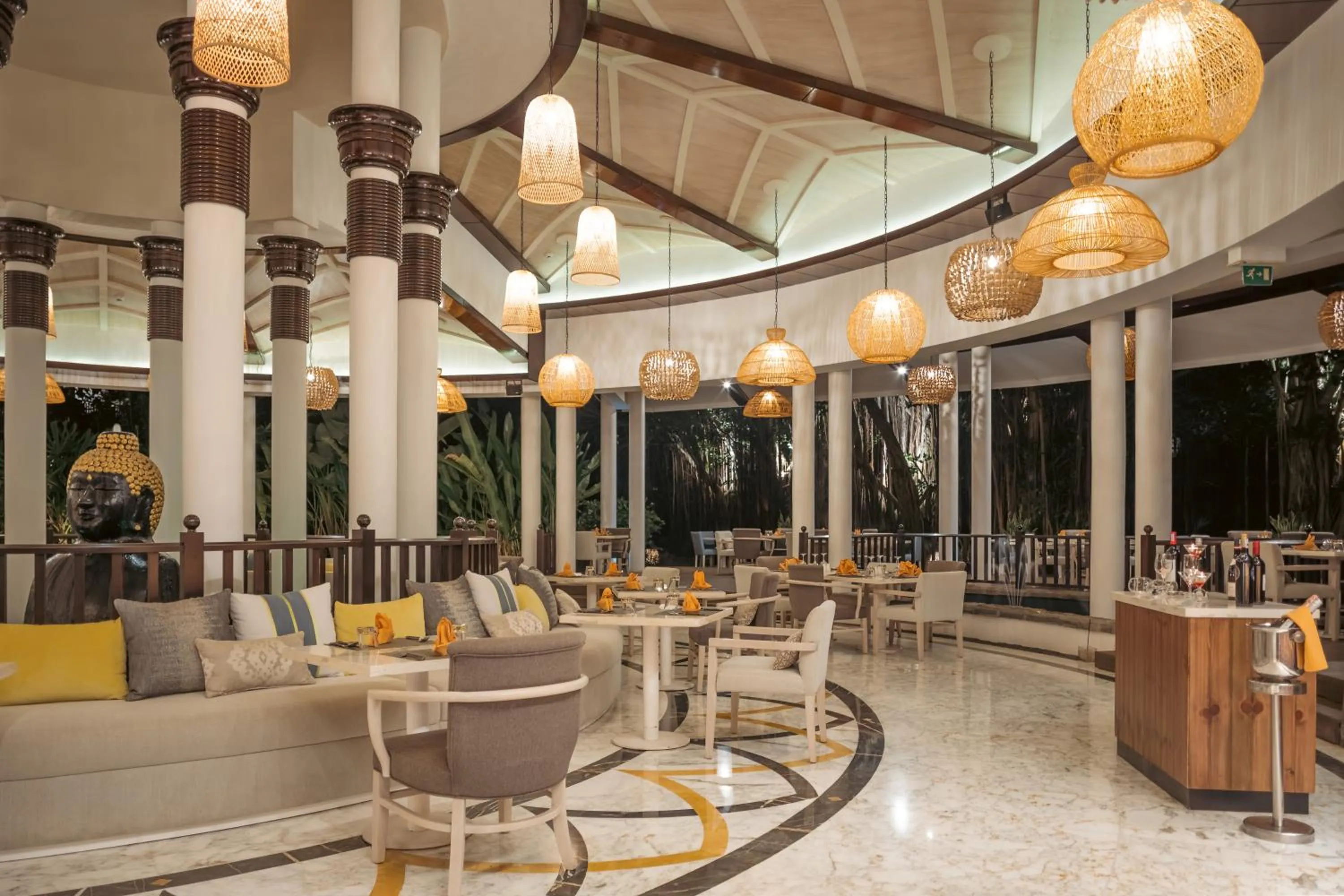 Restaurant/places to eat in InterContinental Mauritius Resort Balaclava Fort by IHG