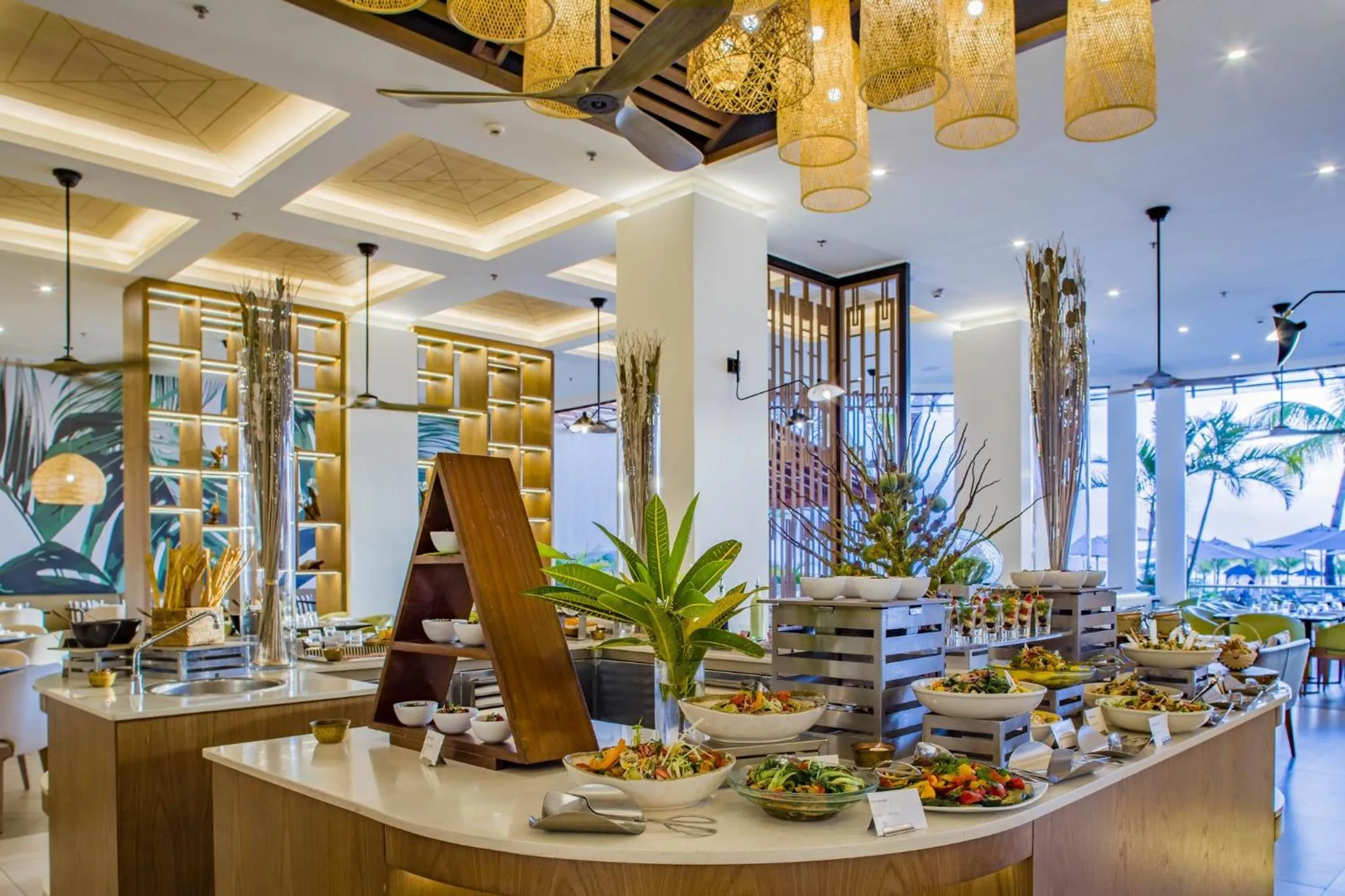 Restaurant/places to eat in InterContinental Mauritius Resort Balaclava Fort by IHG