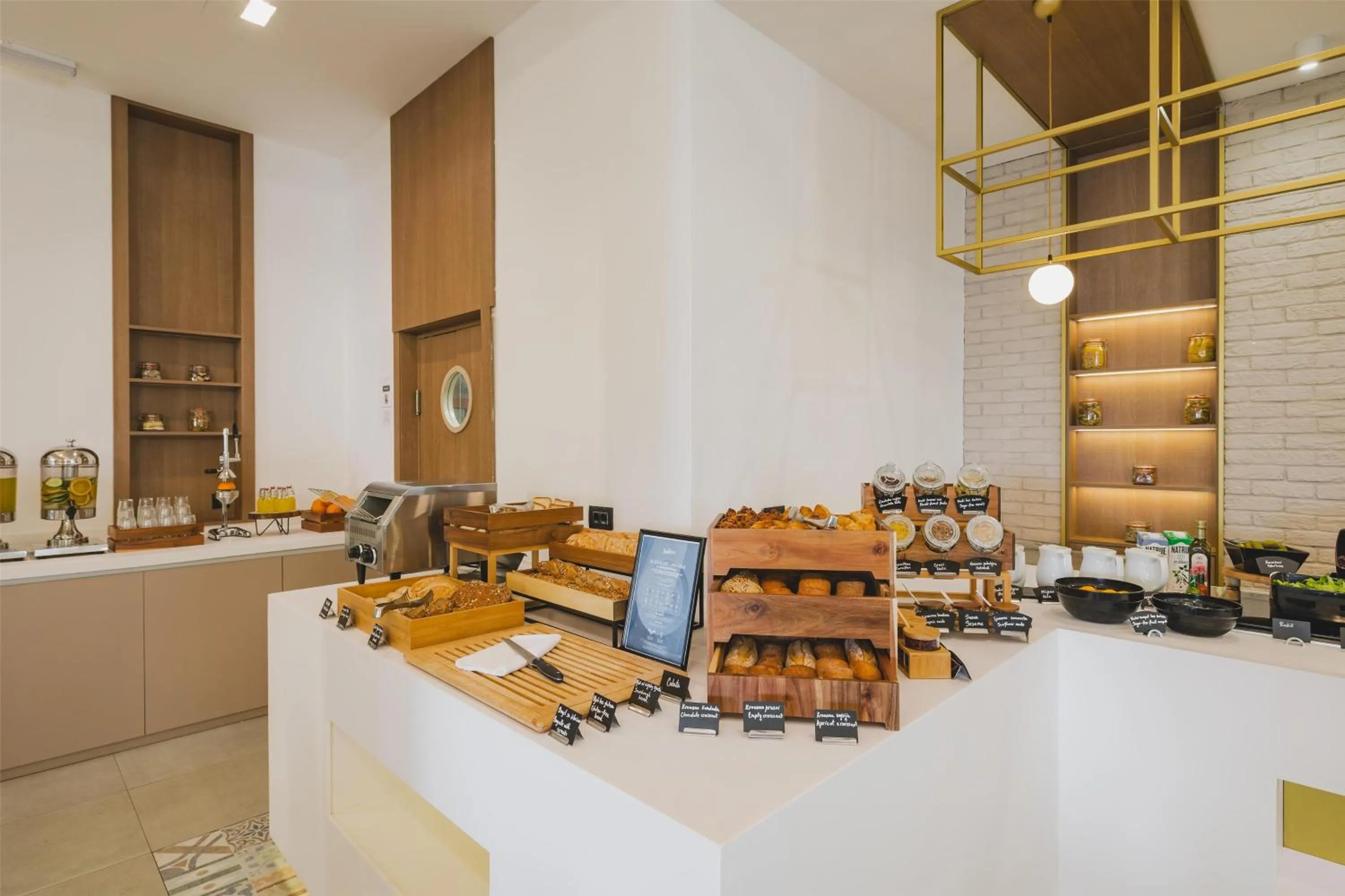 Breakfast in Radisson Resort Ruza Vjetrova