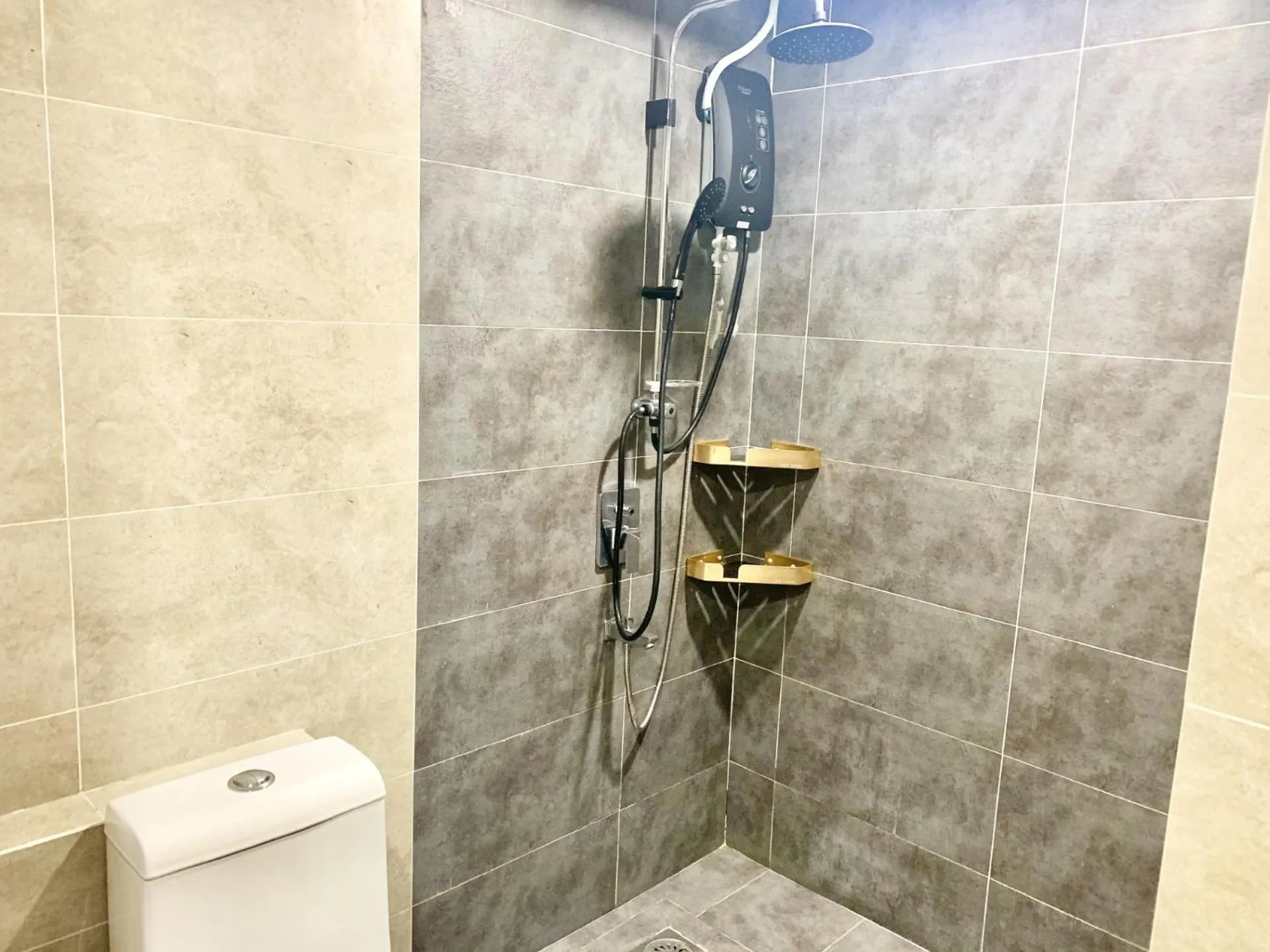 Bathroom in Deco Home @ Aru Suites