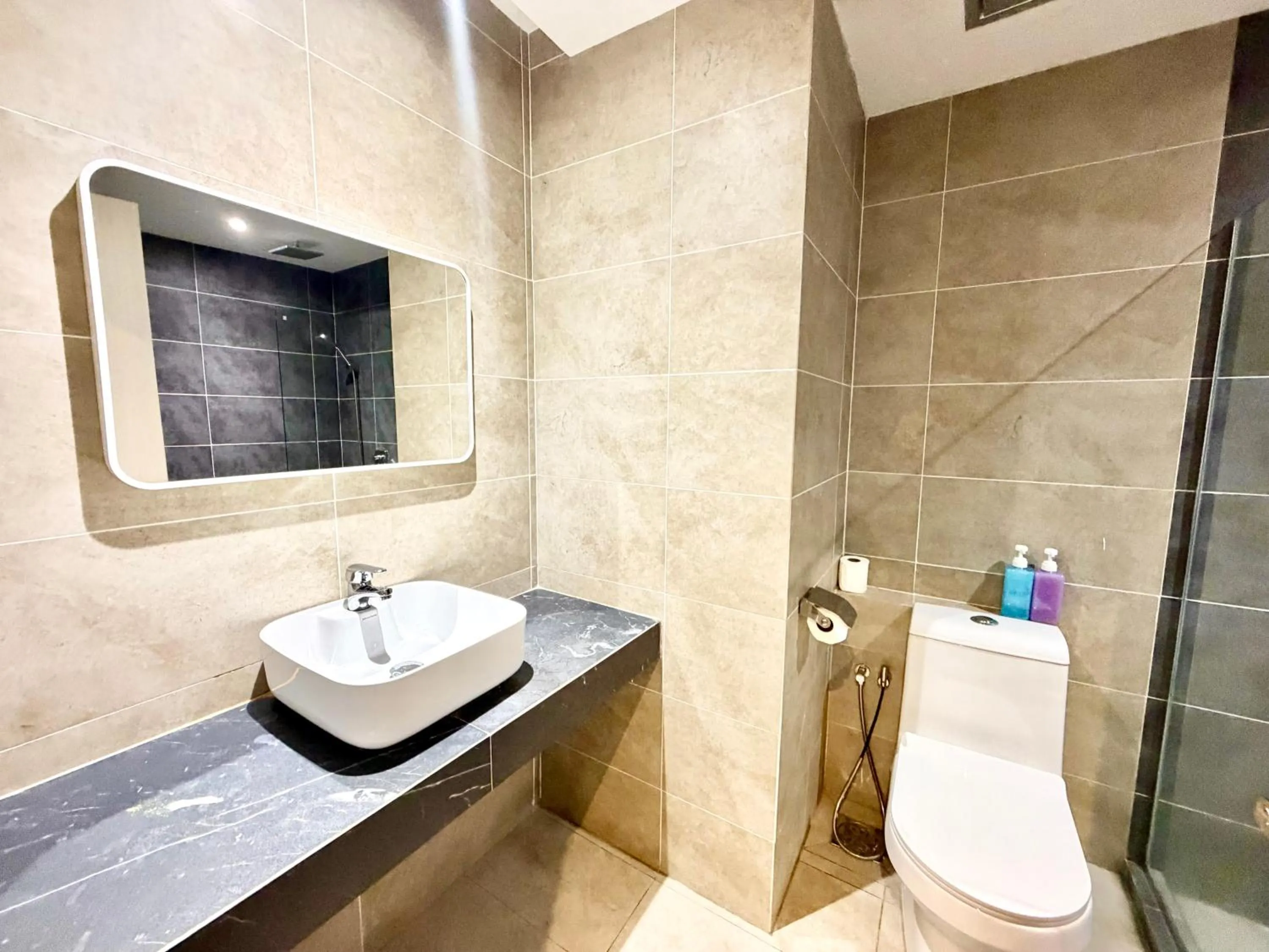 Bathroom in Deco Home @ Aru Suites