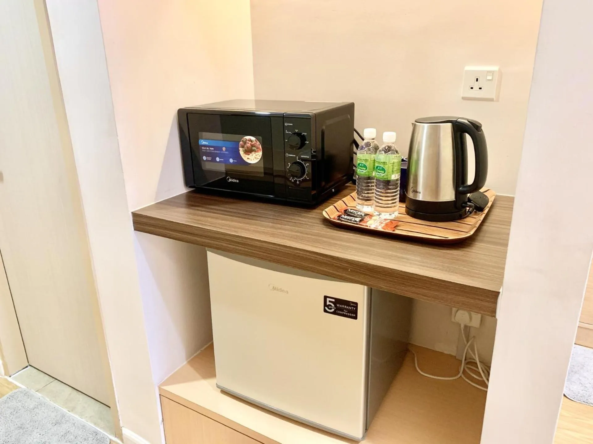 Coffee/tea facilities in Deco Home @ Aru Suites