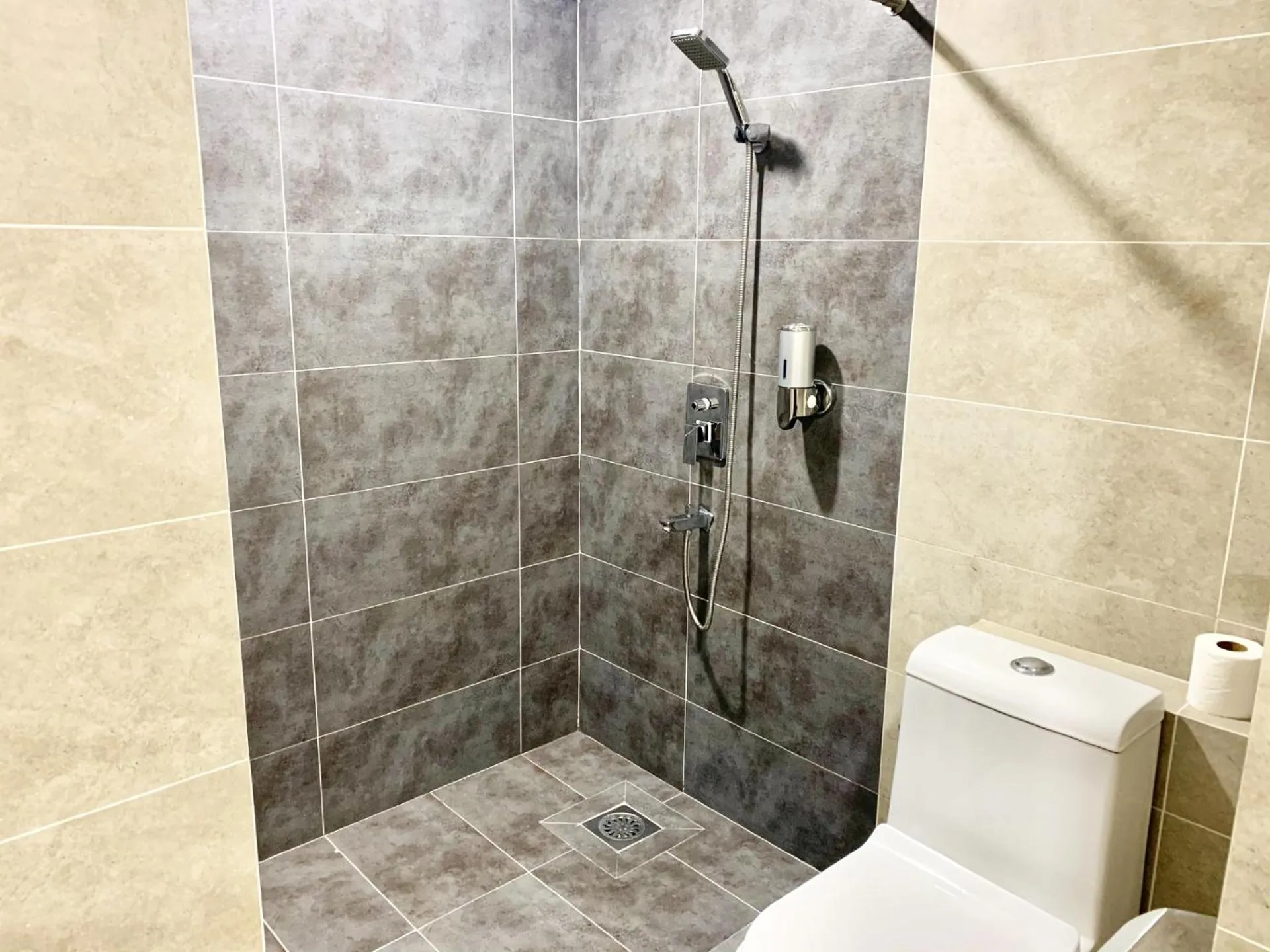 Bathroom in Deco Home @ Aru Suites