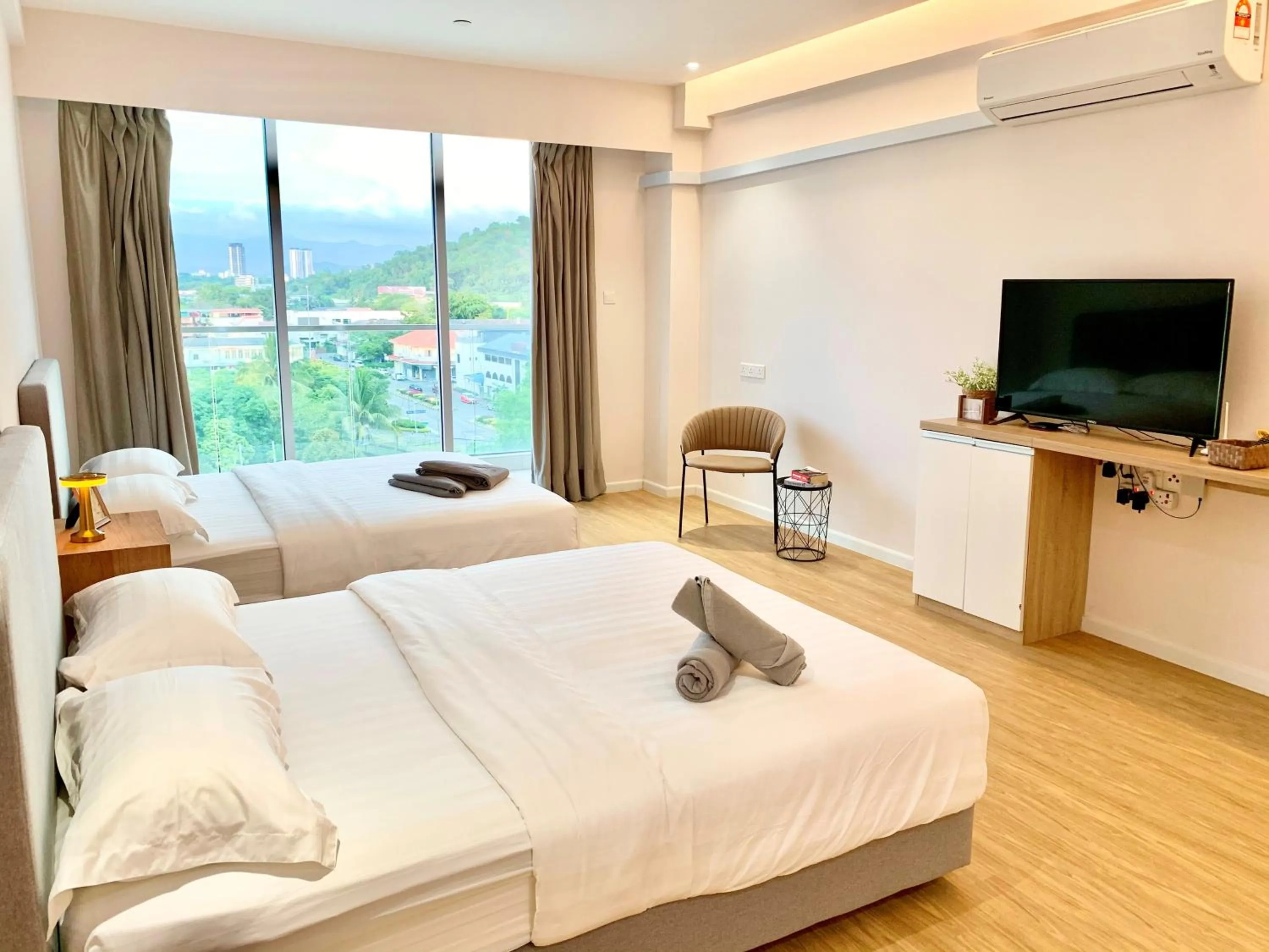 Bed in Deco Home @ Aru Suites