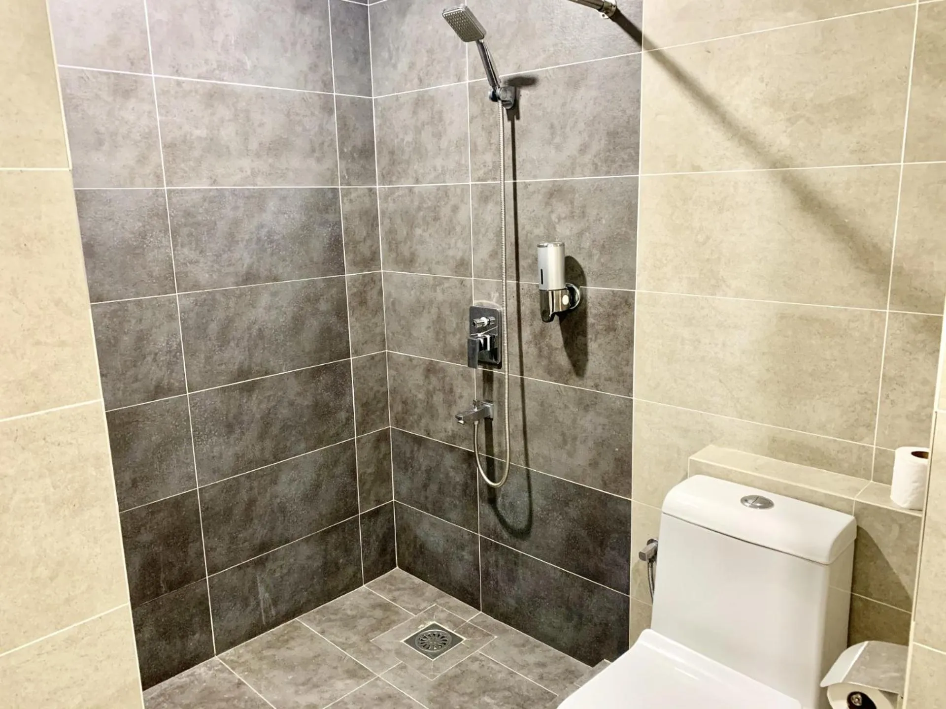 Bathroom in Deco Home @ Aru Suites