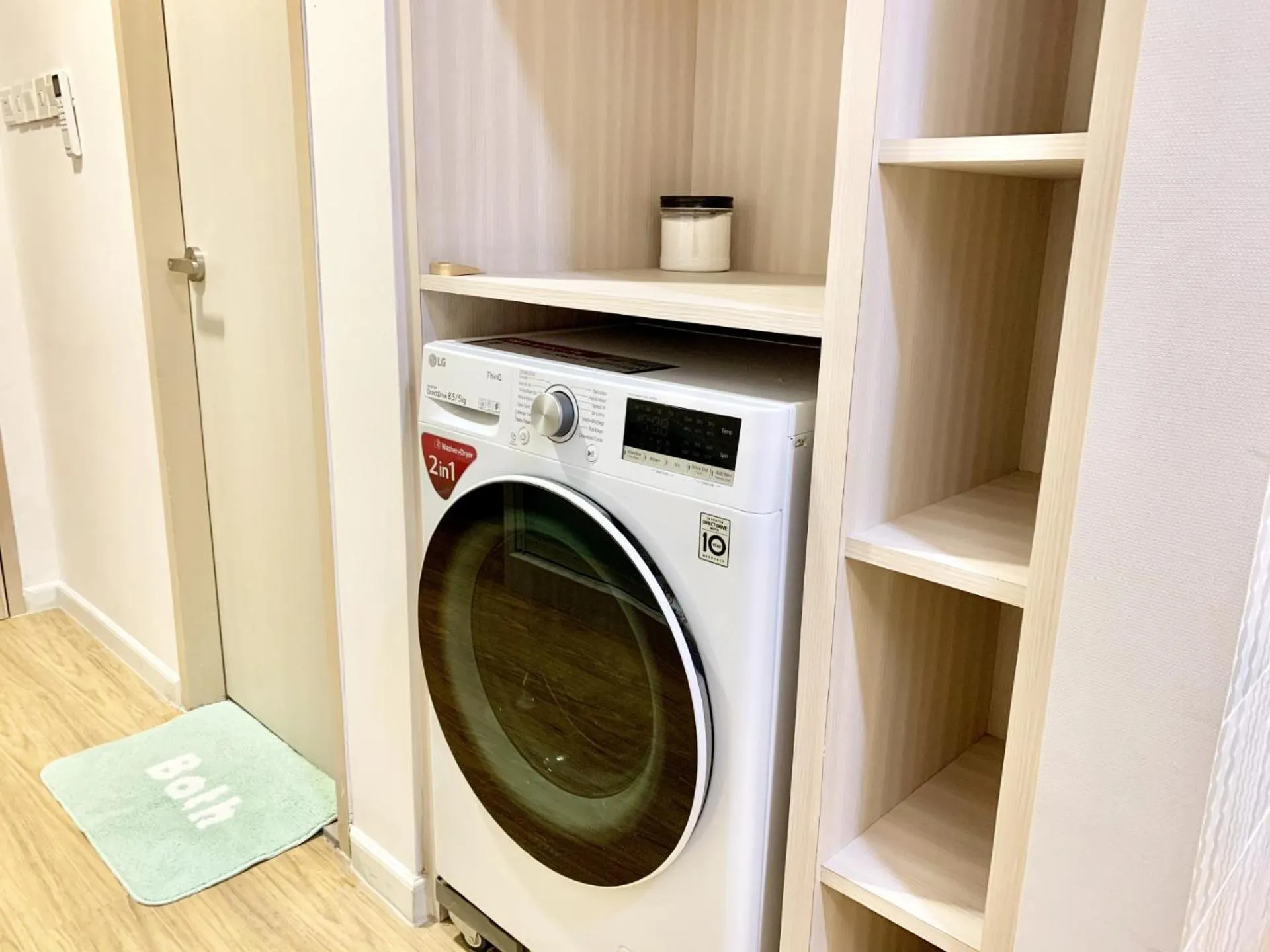 washing machine in Deco Home @ Aru Suites