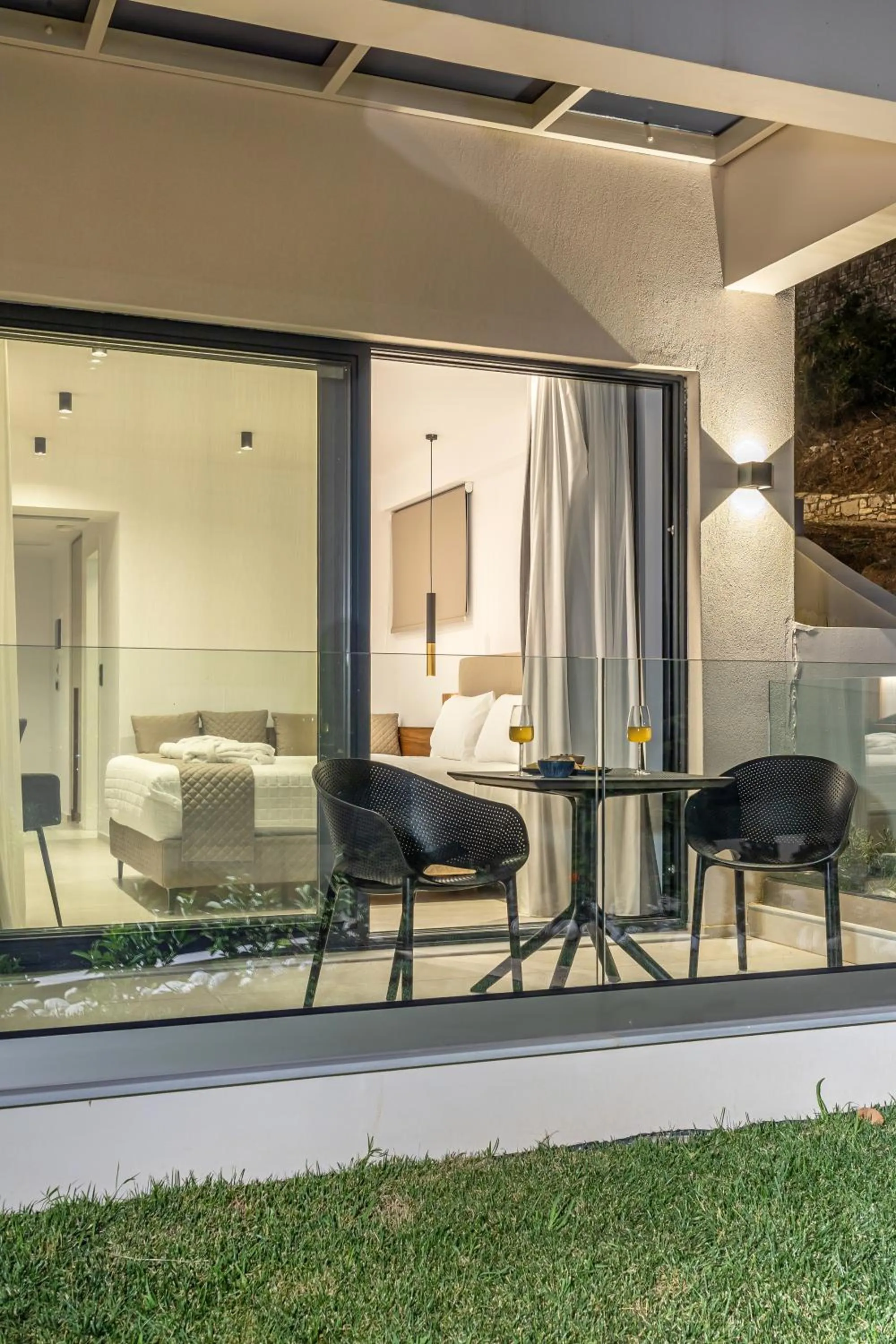 Balcony/Terrace in CITY HILL Luxury Apartments