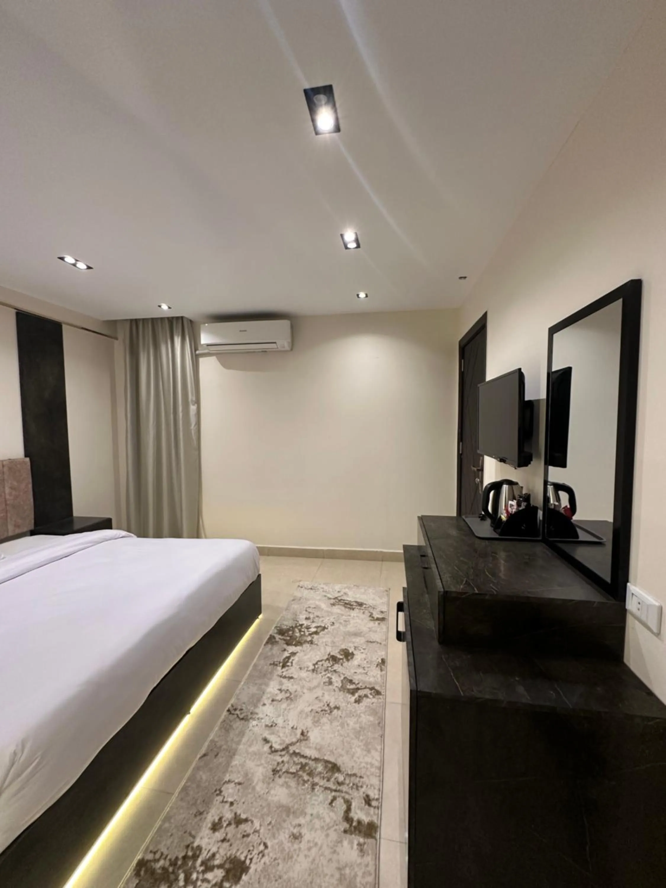 Bed in Crowne Pyramids View inn