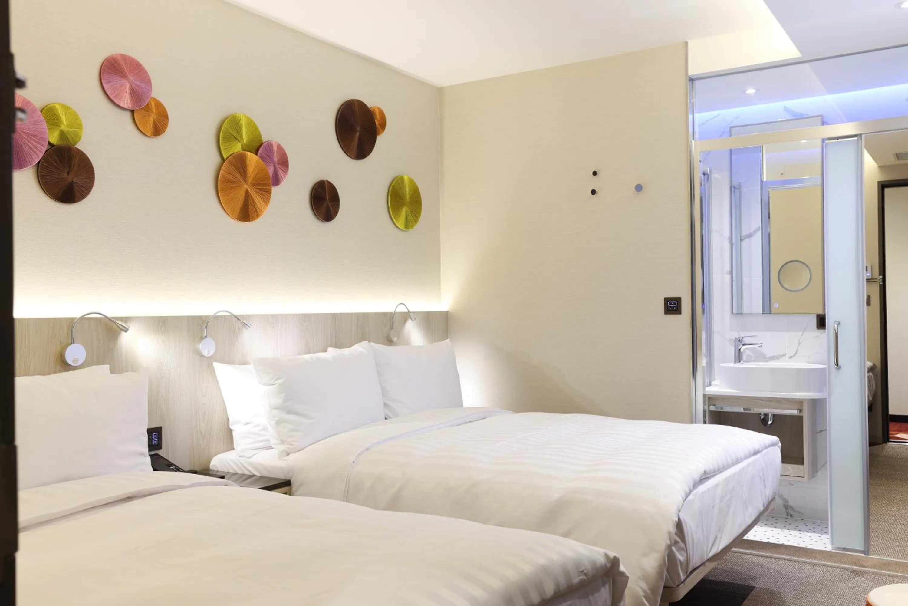 Bed in Royal Jade Boutique Hotel