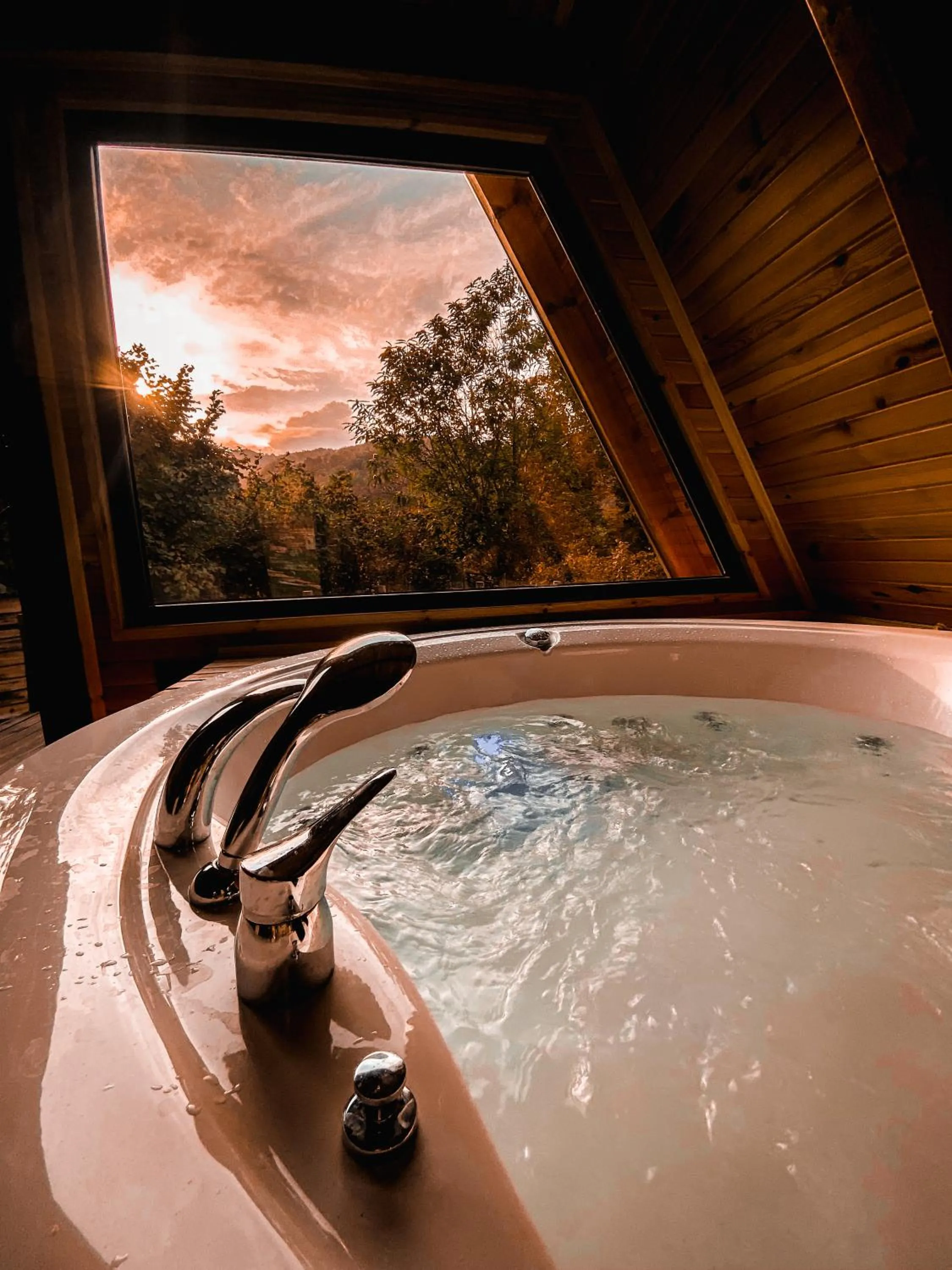 Hot Tub in Loca Sapanca Bungalov