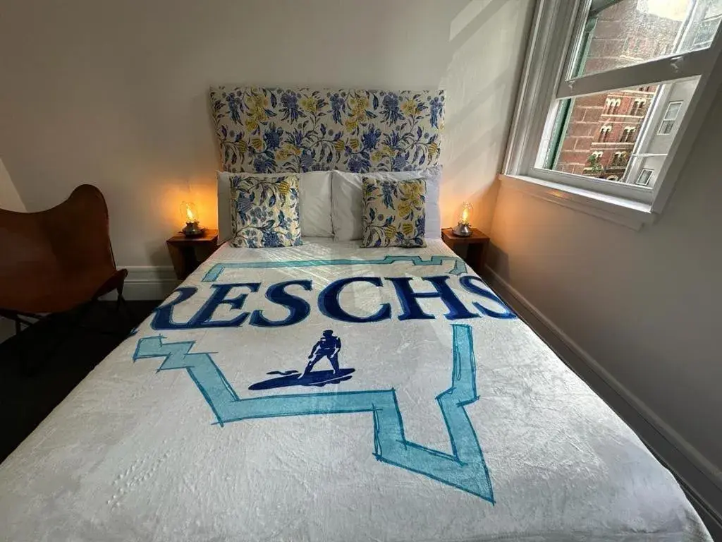 Standard Double Room with Shared Bathroom in The Resch House Standard Double Room with Shared Bathroom in The Resch House