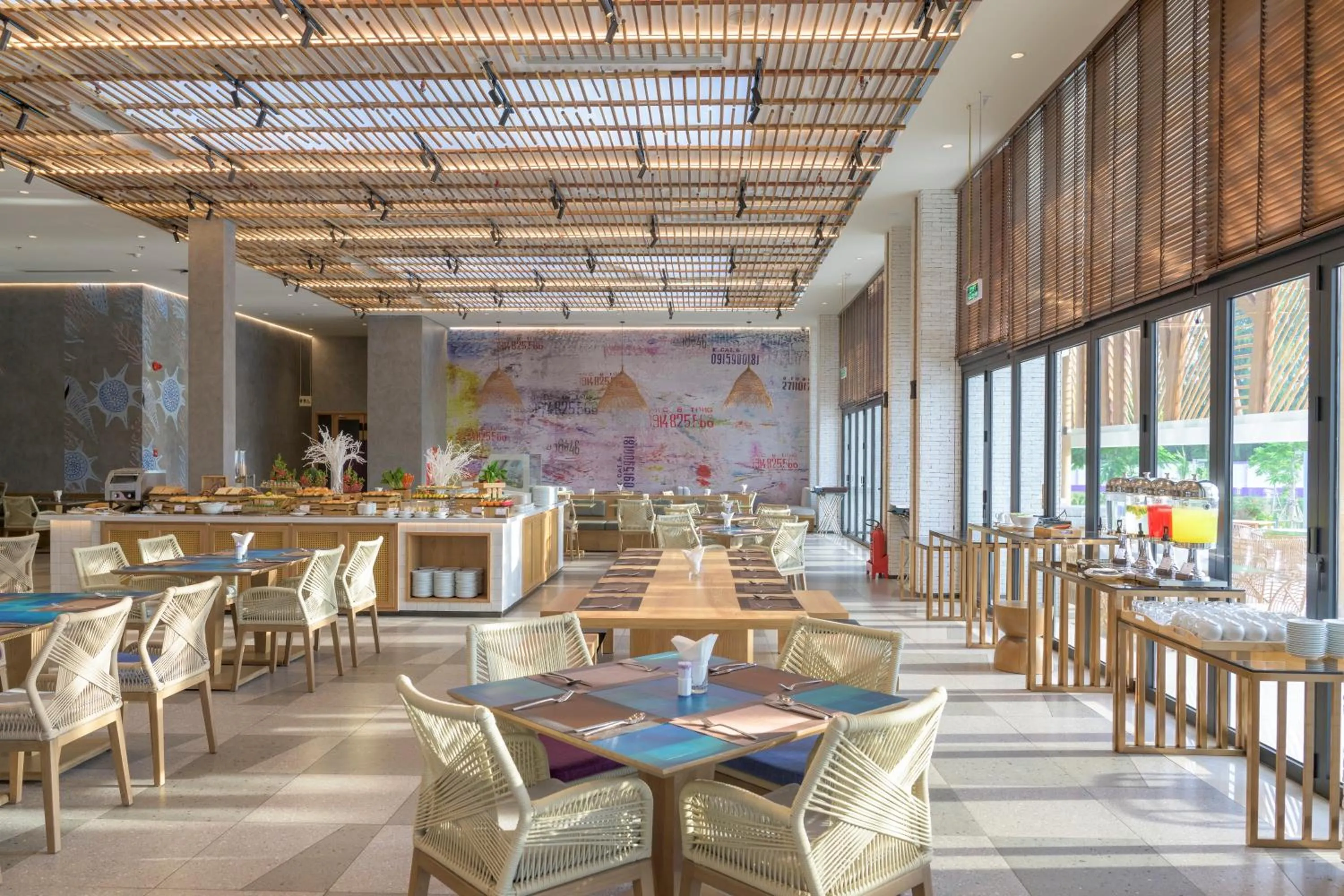 Restaurant/places to eat in TTC Van Phong Bay Resort - Himalaya Sauna & Steam Retreat Included