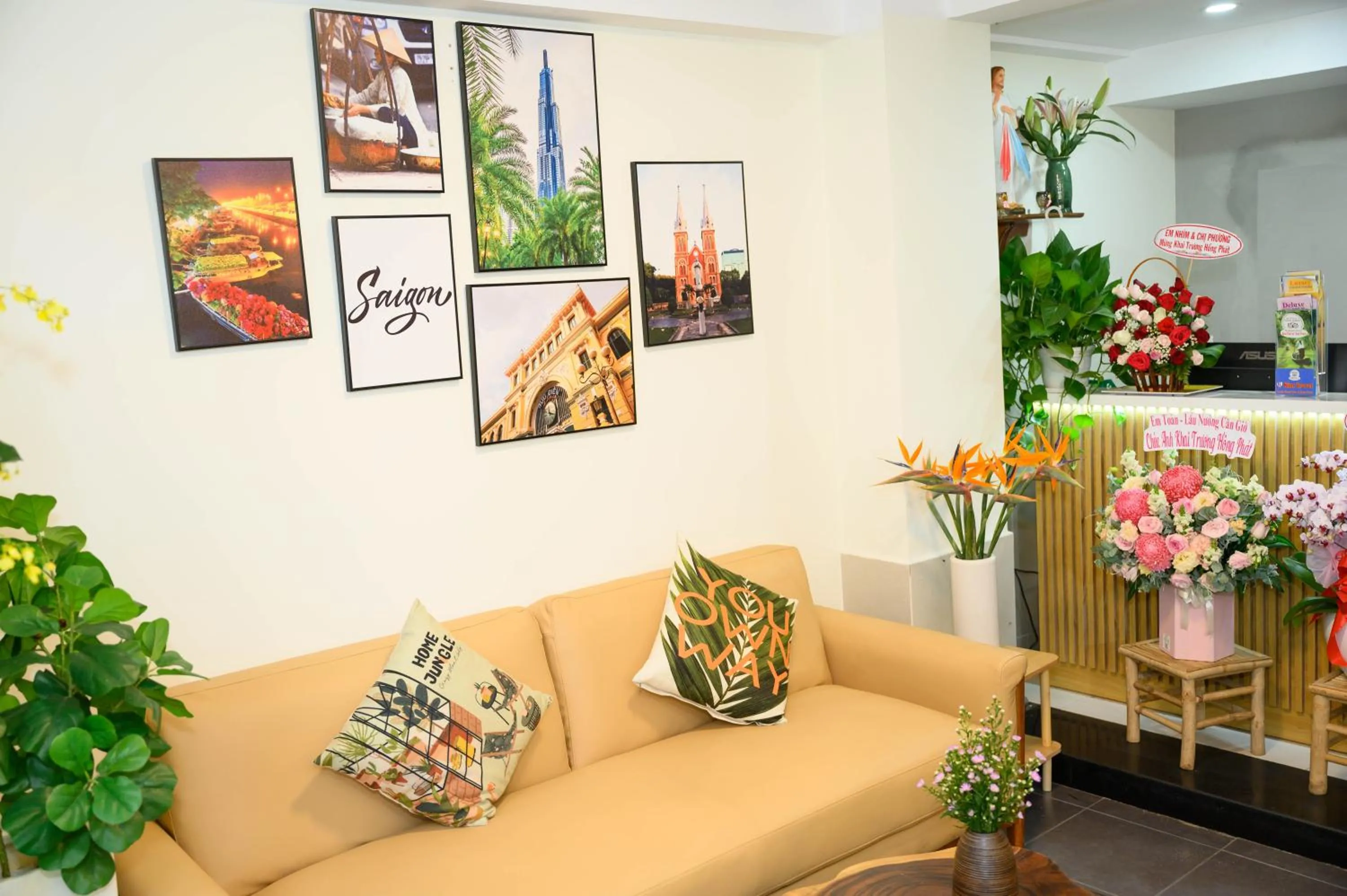 Living room in Jasmine Hotel