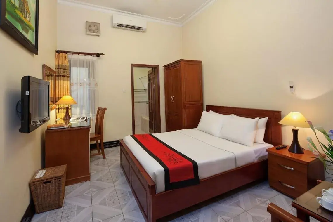Deluxe Double or Twin Room in Lucky Central Hotel & Travel Deluxe Double or Twin Room in Lucky Central Hotel & Travel