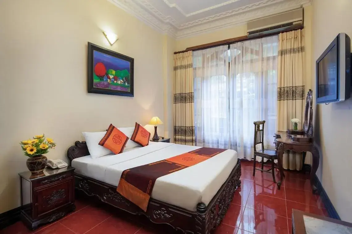 Executive Suite in Lucky Central Hotel & Travel Executive Suite in Lucky Central Hotel & Travel