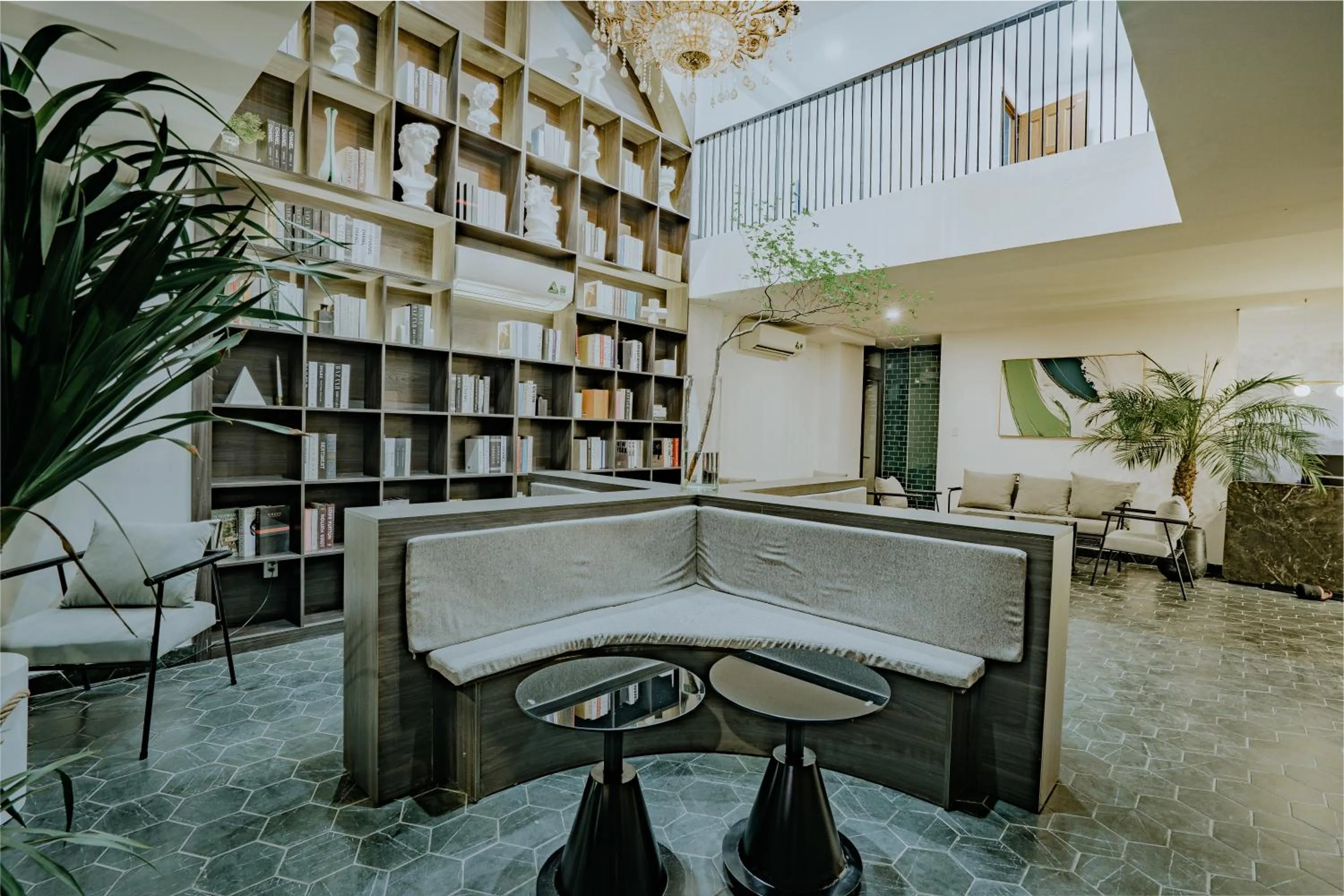 Library in Mint Hotel Bui Vien Q1