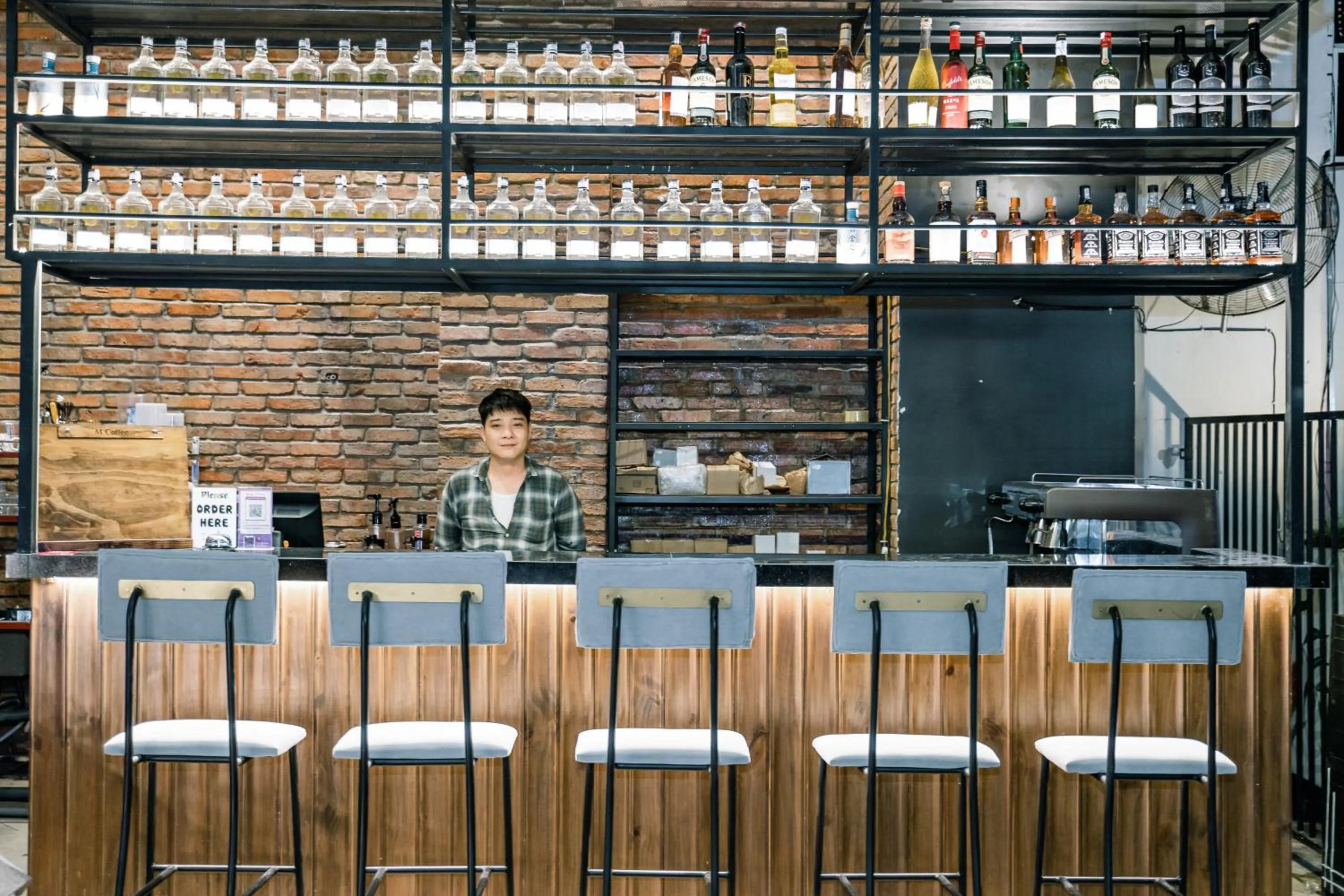 Lounge or bar in Mint Hotel Bui Vien Q1