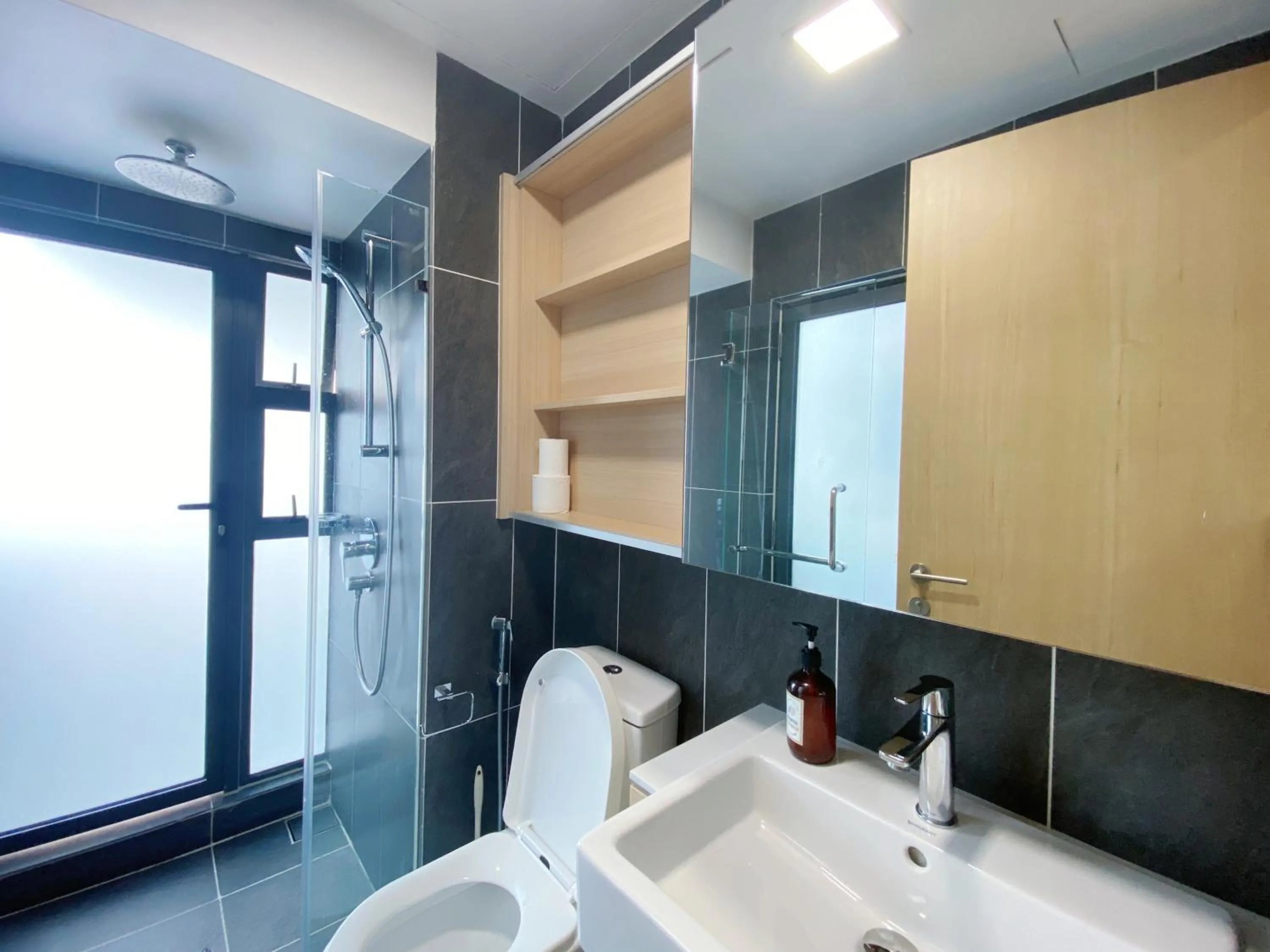 Shower in The Colony By Infinitum By Awesomestay