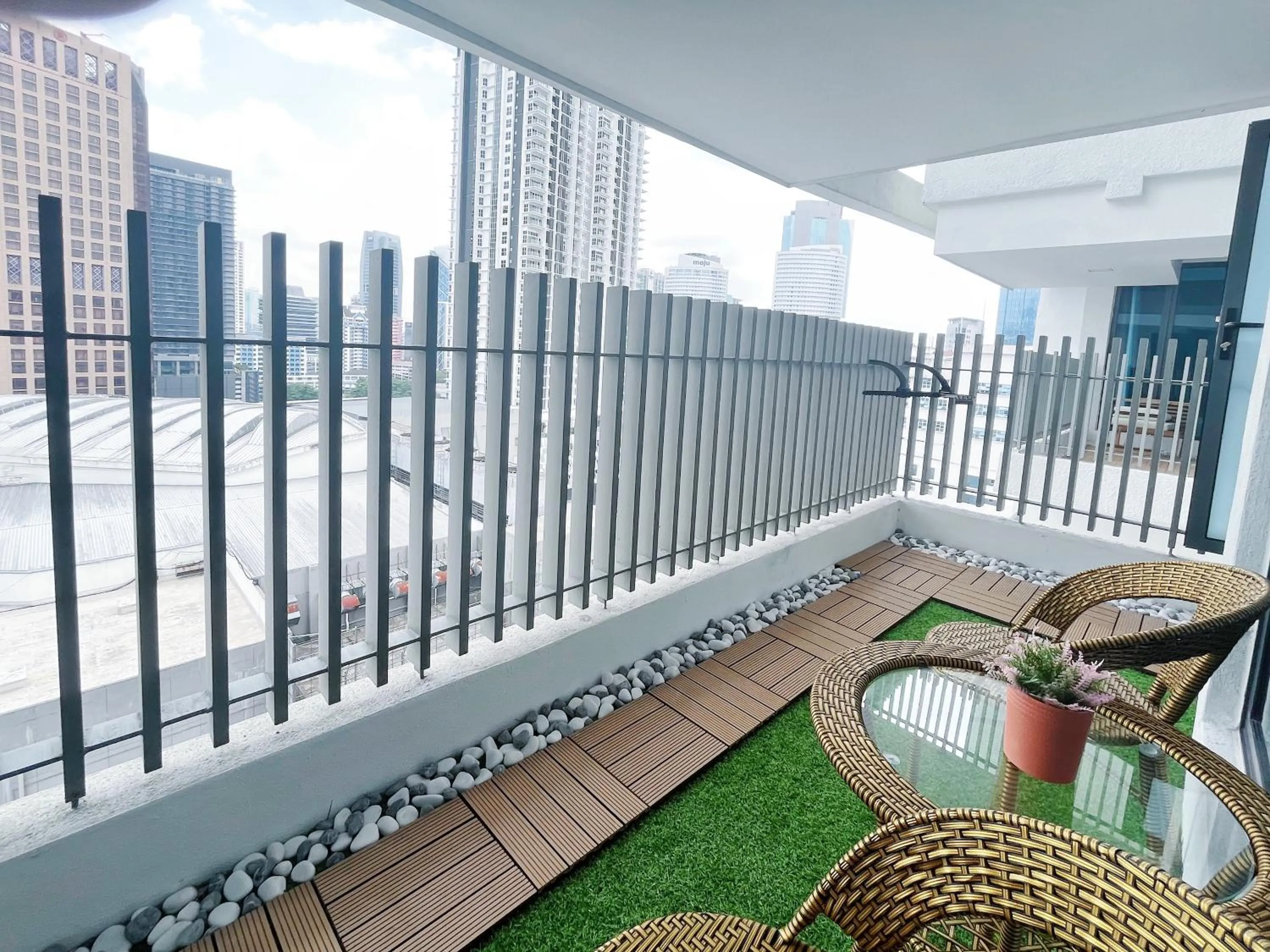 Day in The Colony By Infinitum By Awesomestay