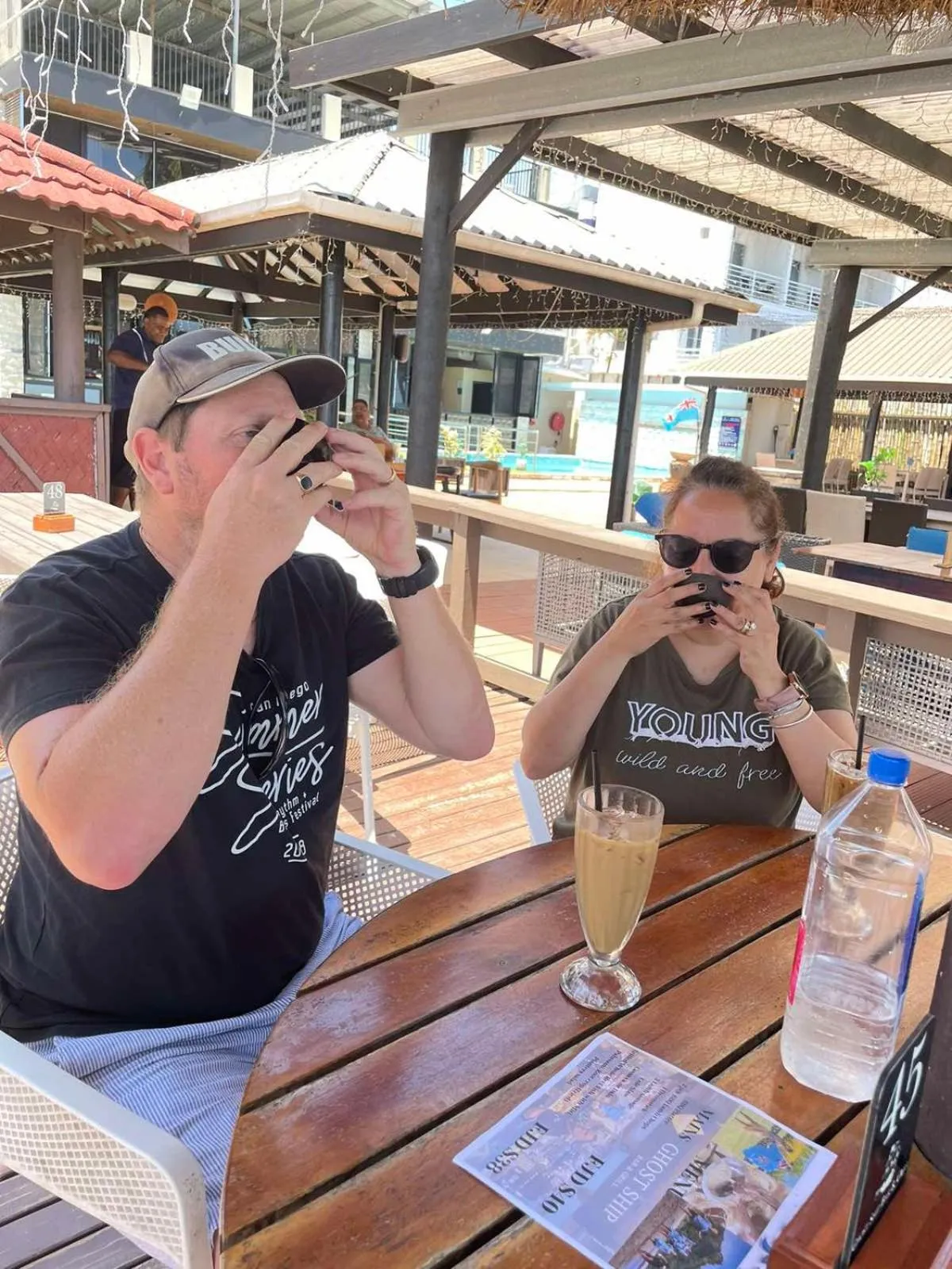 Restaurant/places to eat in Smugglers Cove Beach Resort & Hotel