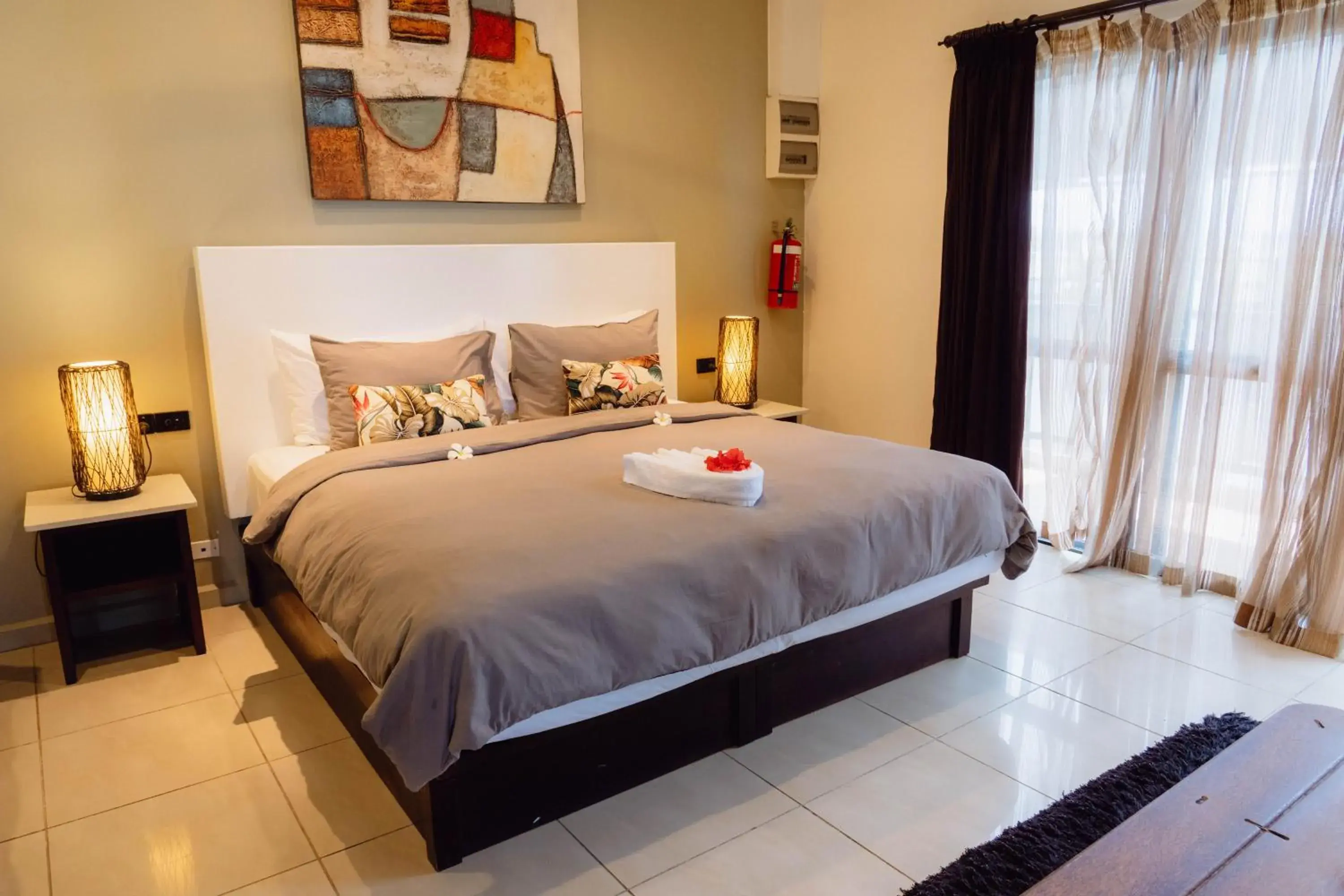 Executive Suite in Smugglers Cove Beach Resort & Hotel Executive Suite in Smugglers Cove Beach Resort & Hotel