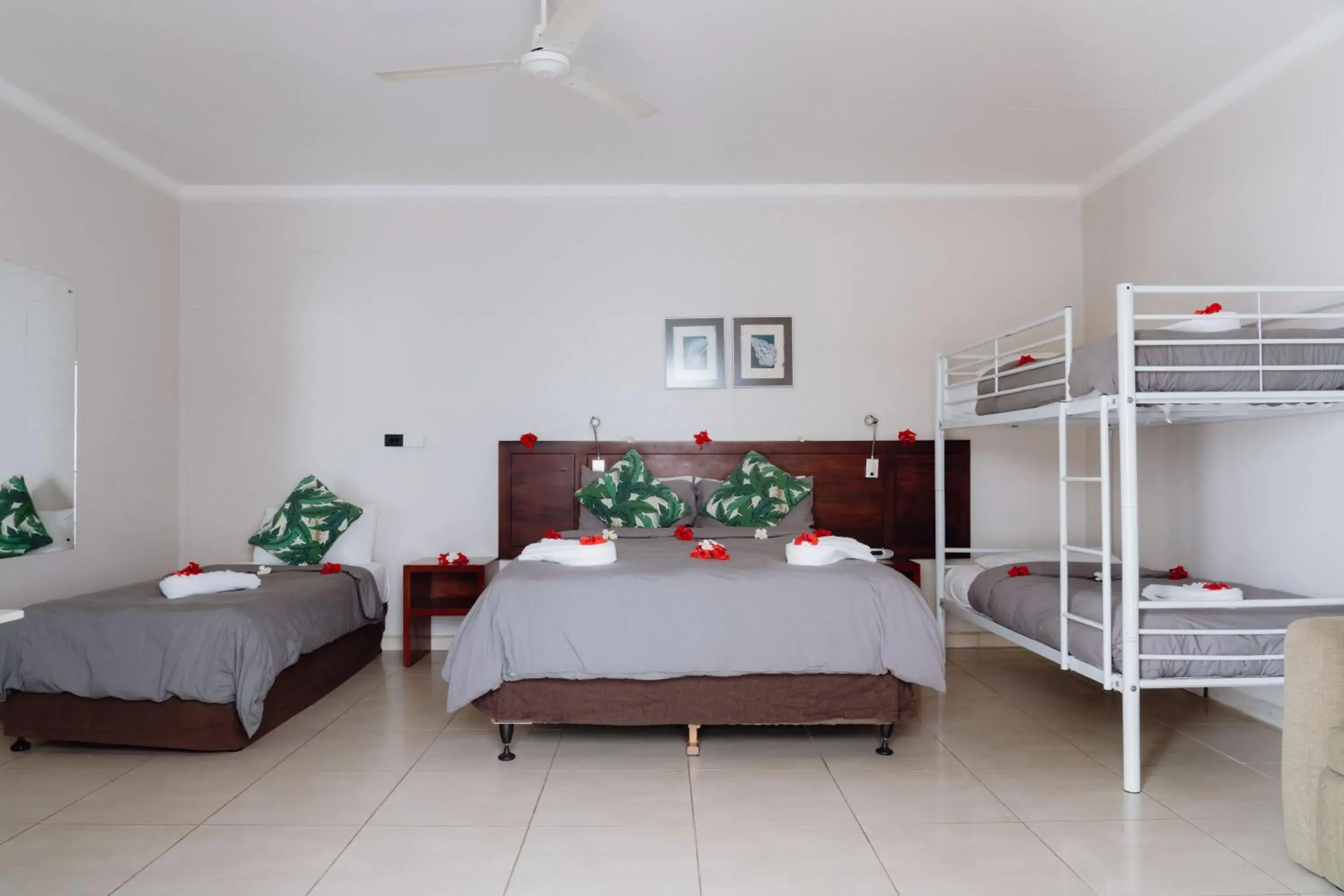 Family Suite in Smugglers Cove Beach Resort & Hotel Family Suite in Smugglers Cove Beach Resort & Hotel