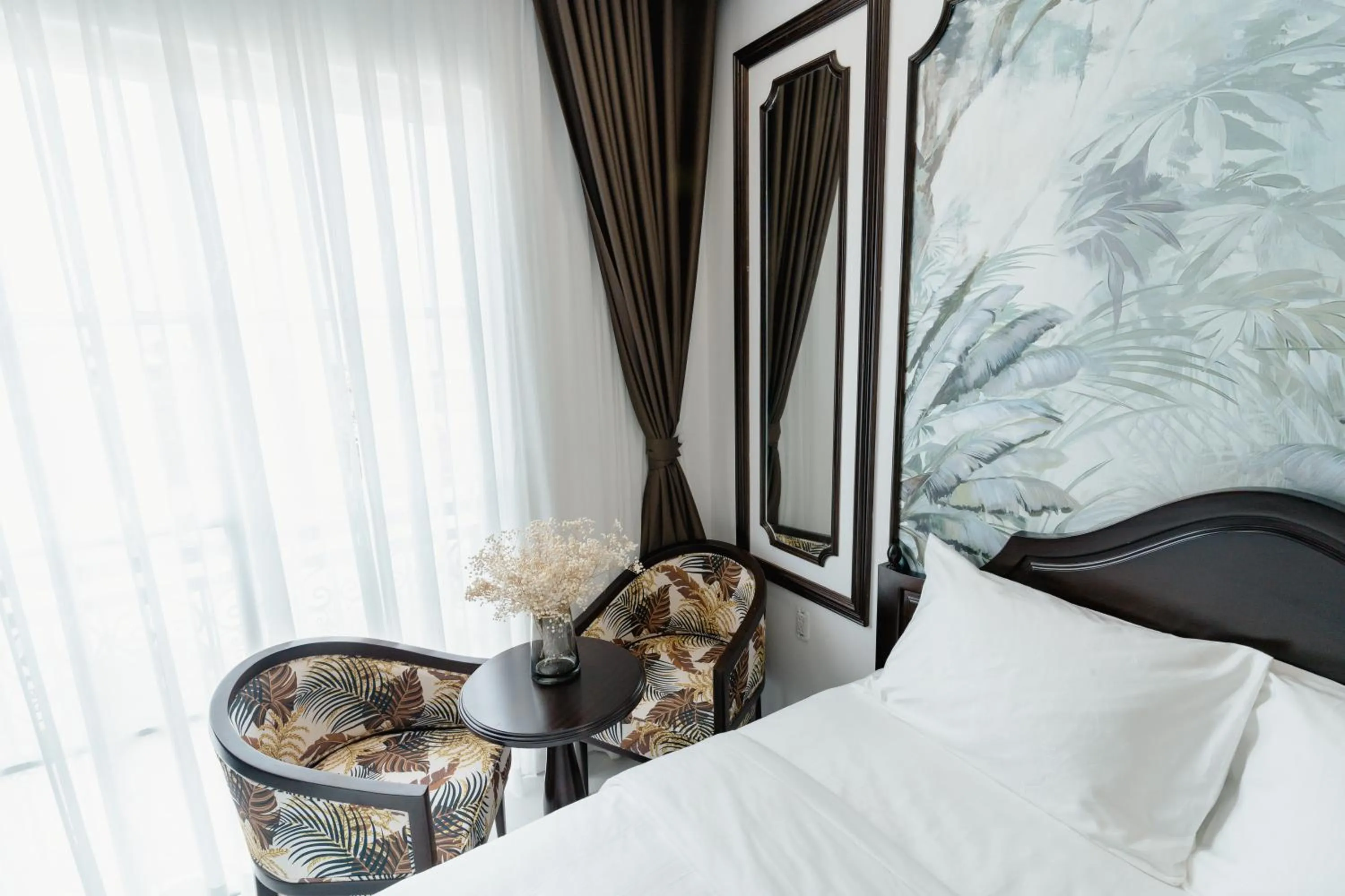 Bedroom, Bed in Khách sạn Royal Phú Quốc