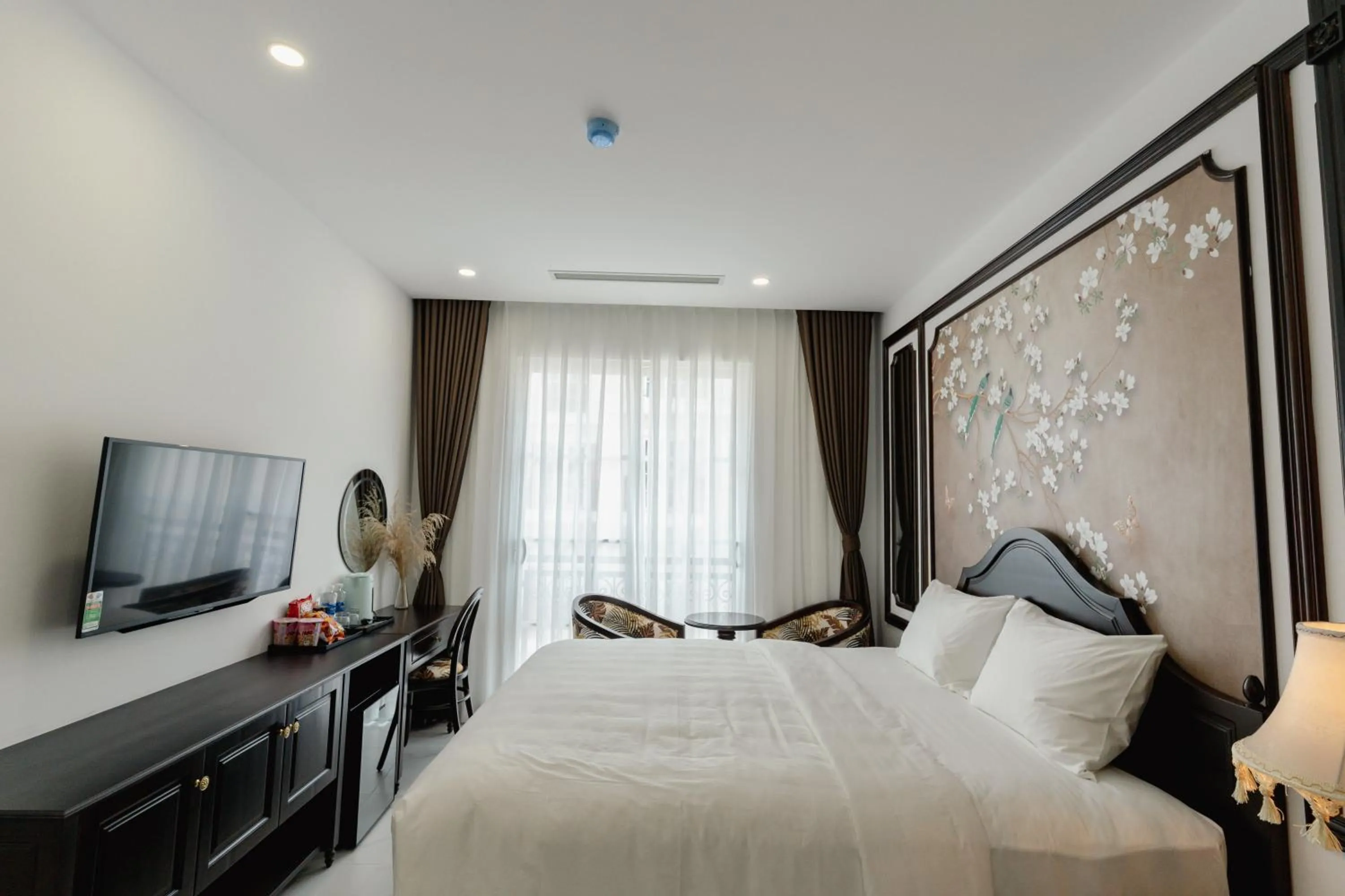 Property building, Bed in Khách sạn Royal Phú Quốc