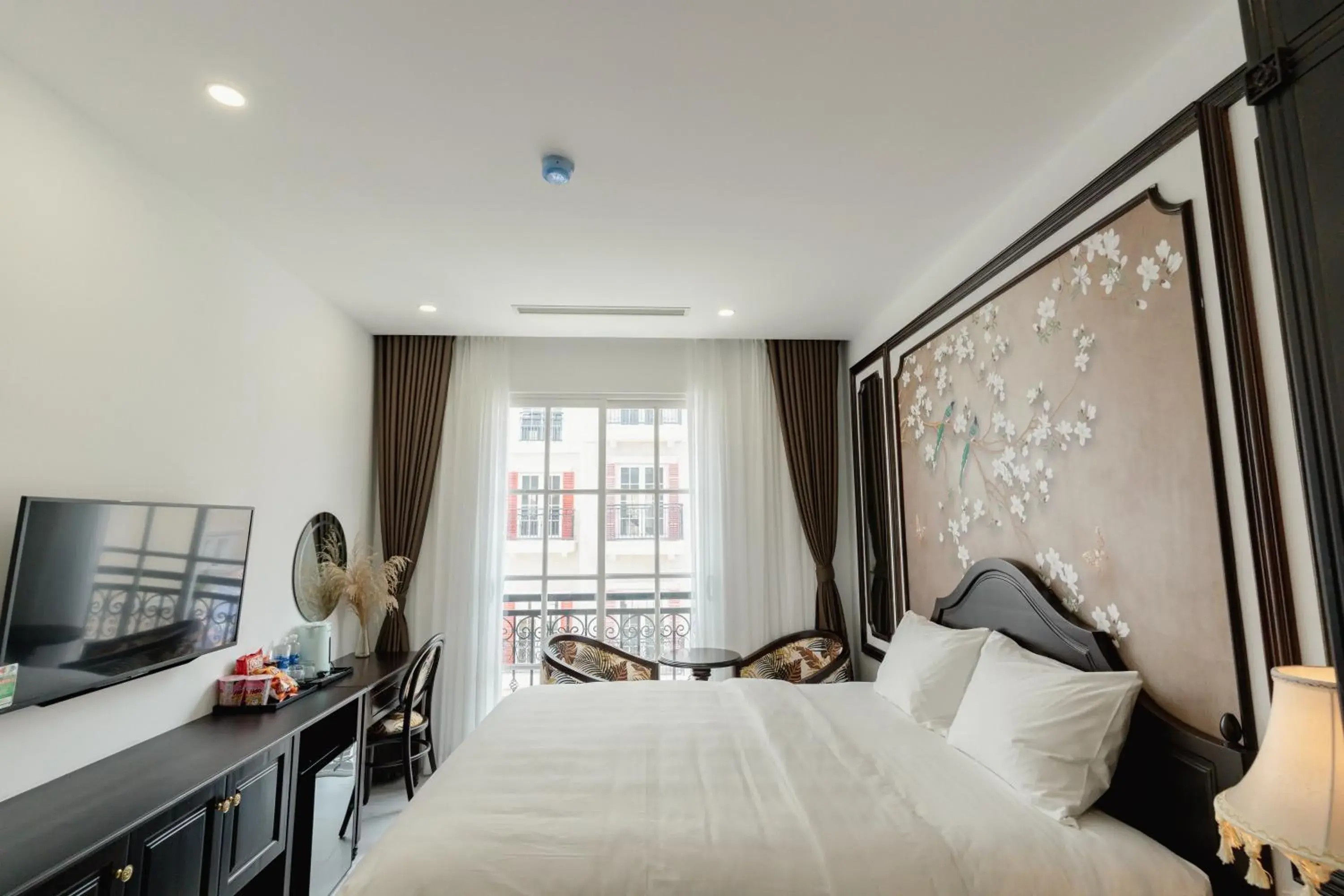 King Room in Royal Hotel Phu Quoc King Room in Royal Hotel Phu Quoc