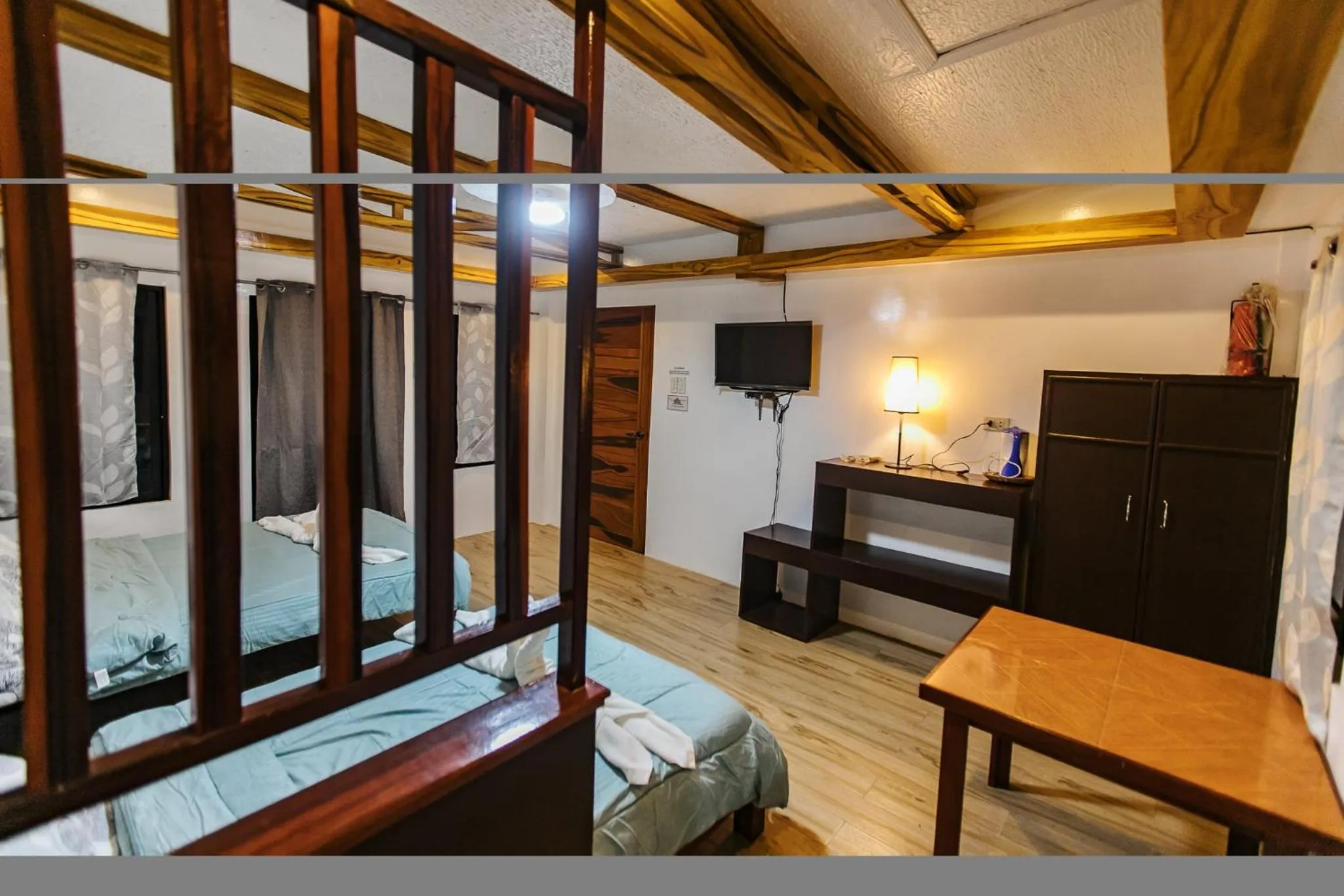 Evening entertainment, Bed in LANGOJON JIANJOY BEACH RESORT