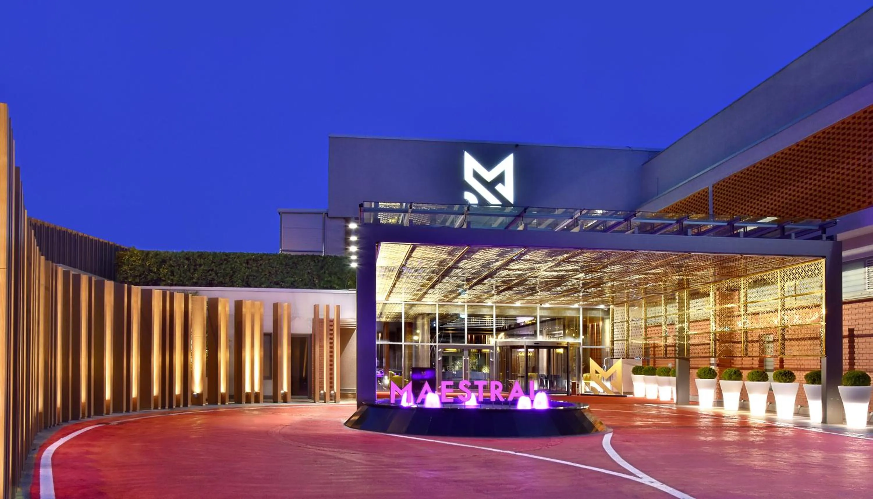 Facade/entrance in Maestral Resort & Casino
