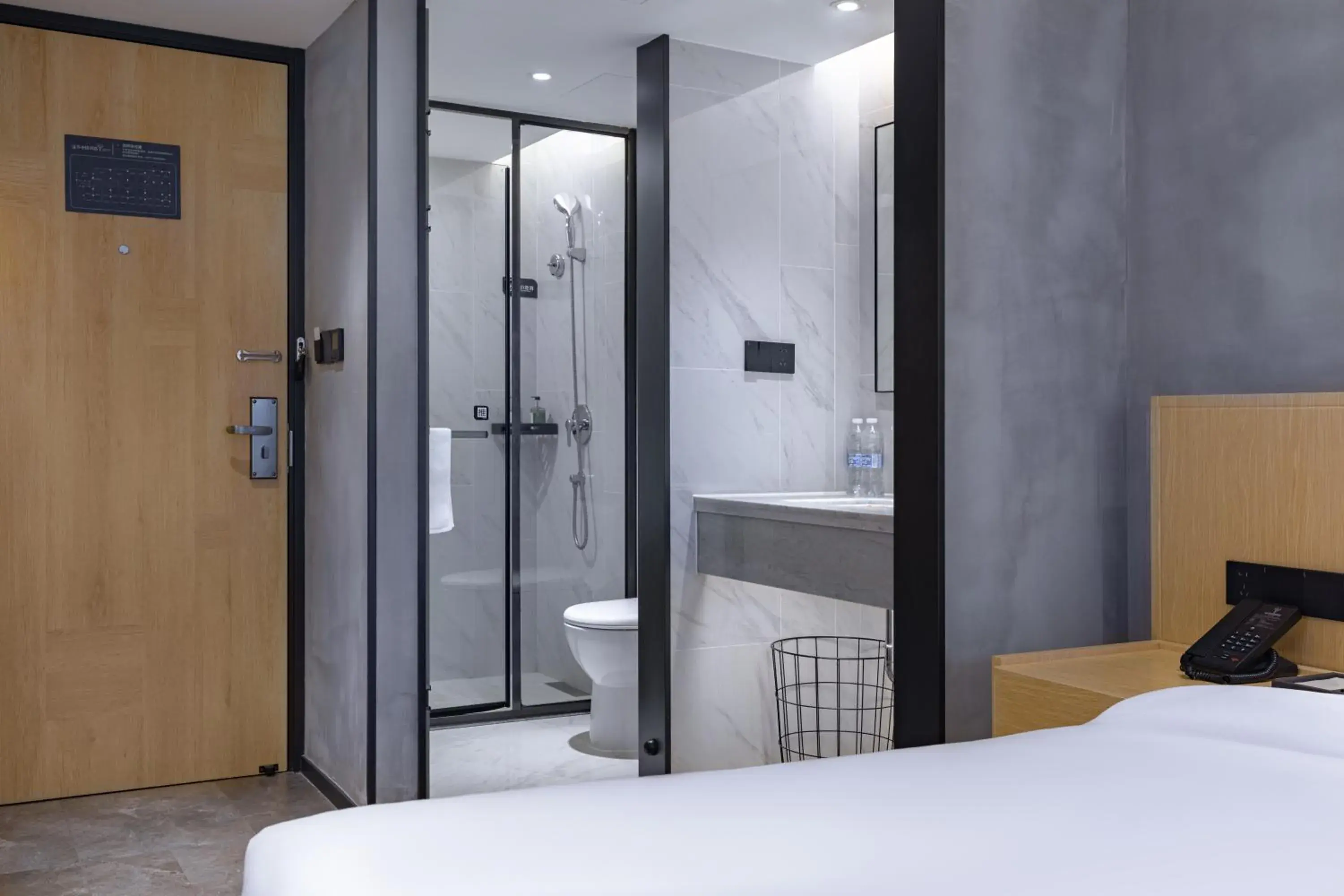 Deluxe Double Room in Tuke China Hotel -Wenzhou South Bus Terminal Deluxe Double Room in Tuke China Hotel -Wenzhou South Bus Terminal