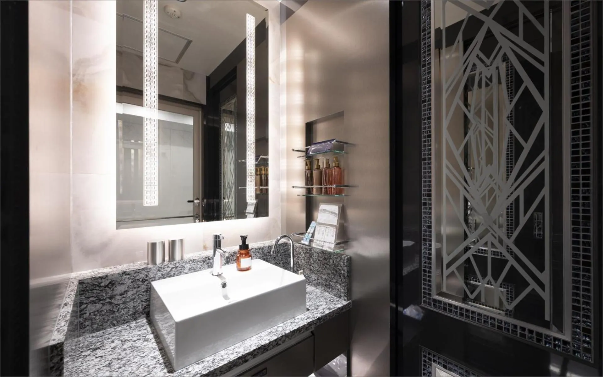 Bathroom in HOTEL KABUKI