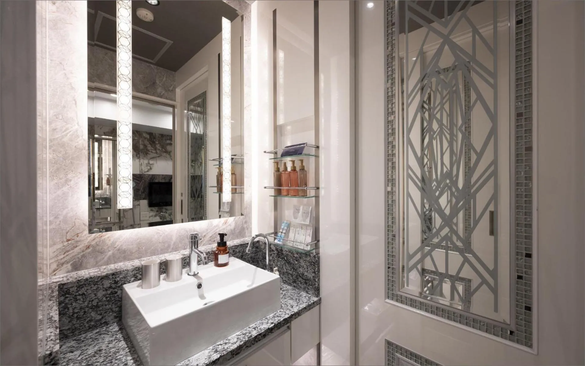 Bathroom in HOTEL KABUKI