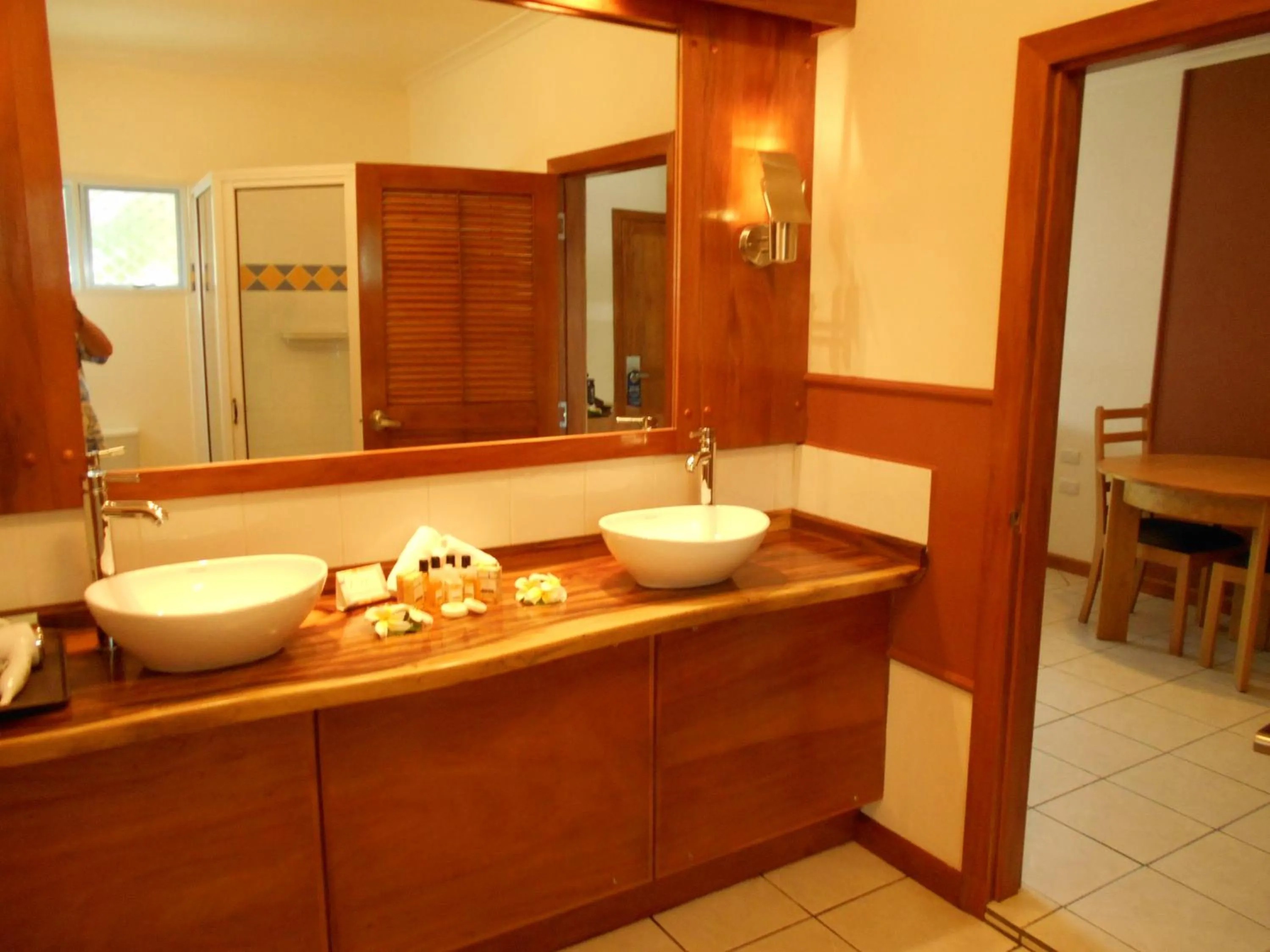 Bathroom in Bedarra Beach Inn